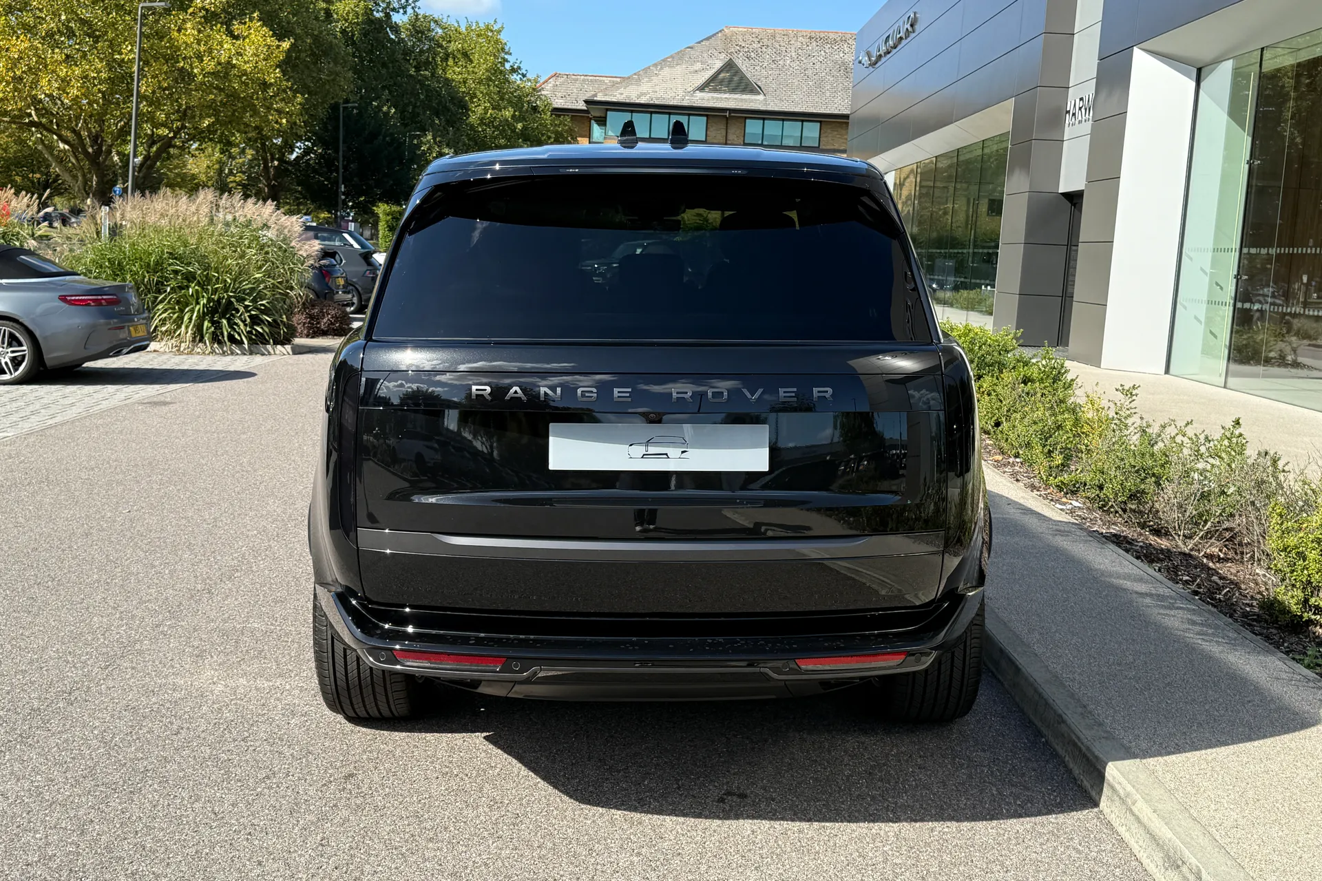 LAND ROVER RANGE ROVER thumbnail image number 16