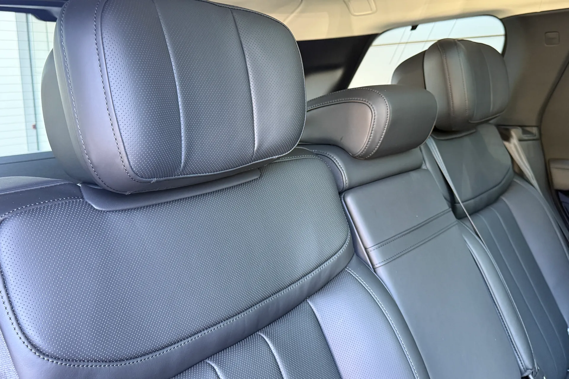 LAND ROVER RANGE ROVER thumbnail image number 41