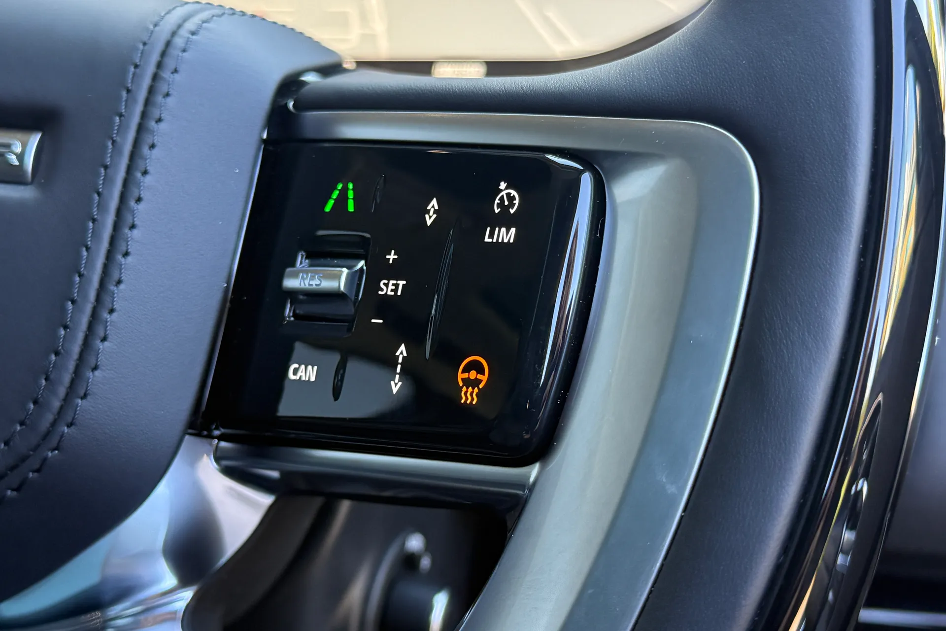 LAND ROVER RANGE ROVER thumbnail image number 56