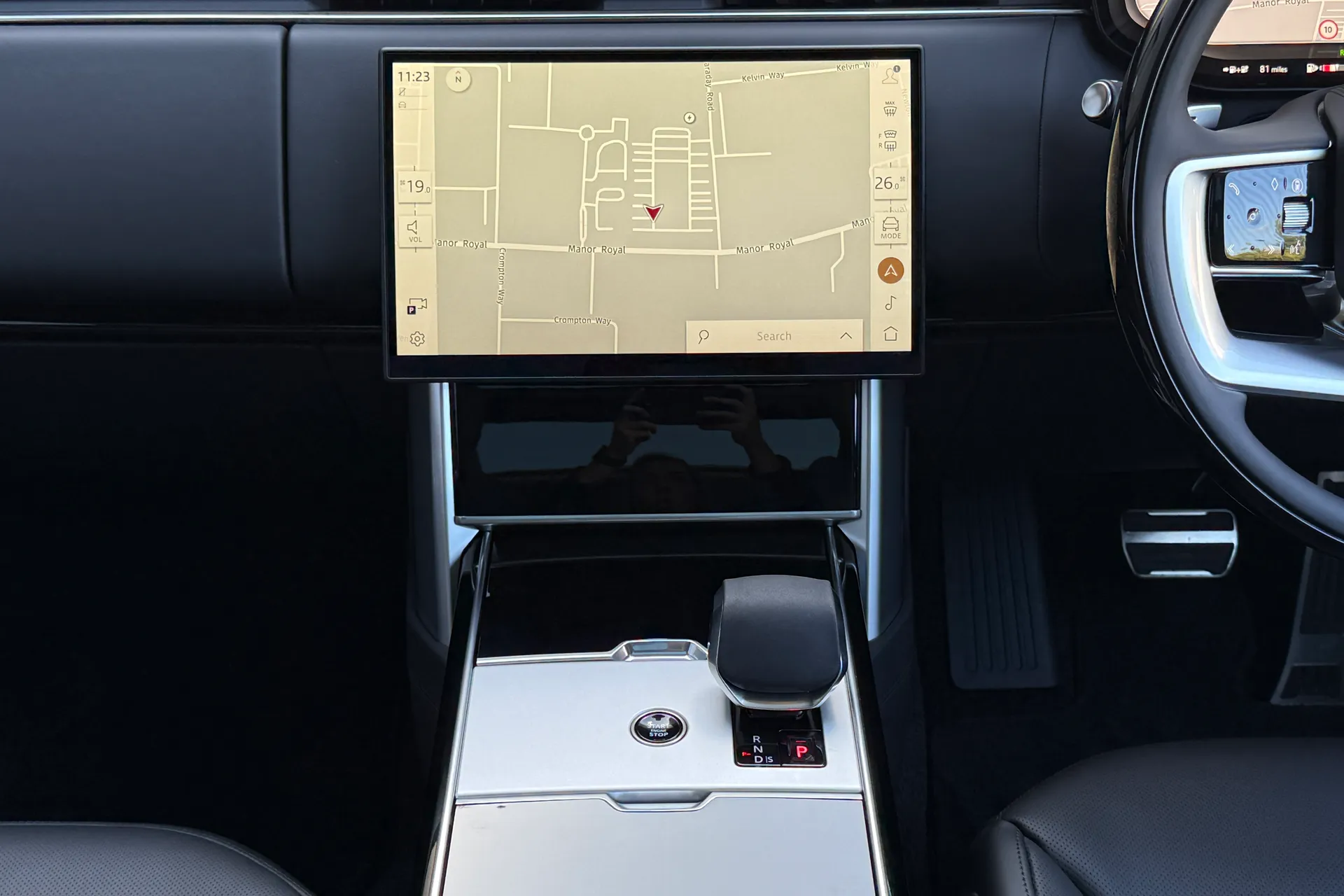 LAND ROVER RANGE ROVER thumbnail image number 28