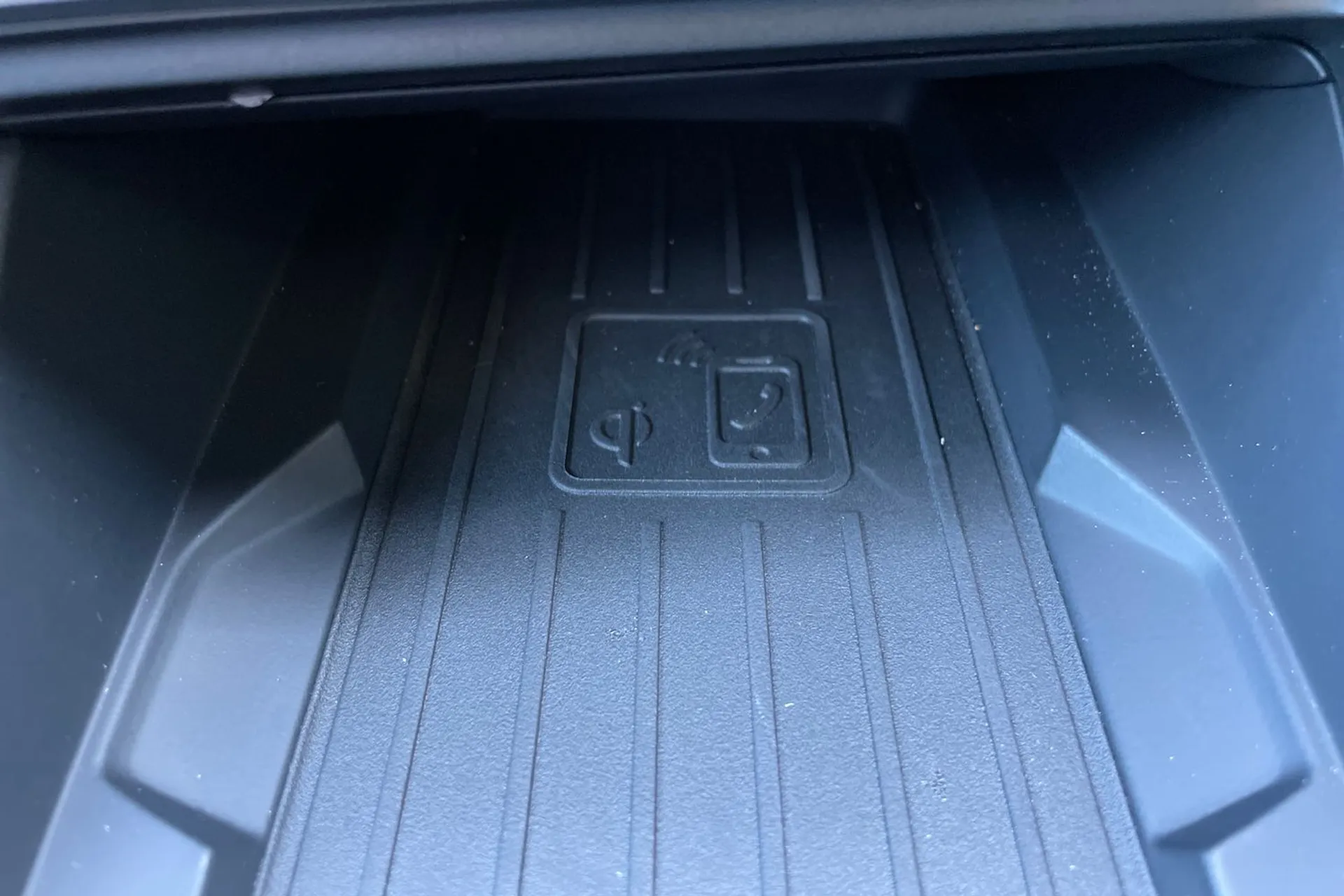 Audi Q3 thumbnail image number 33
