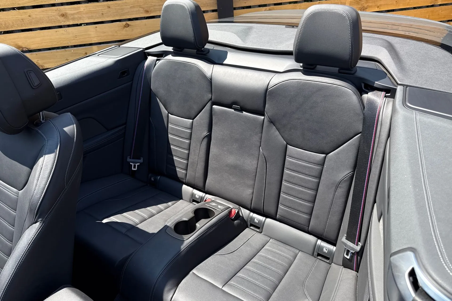 BMW 4 SERIES thumbnail image number 32