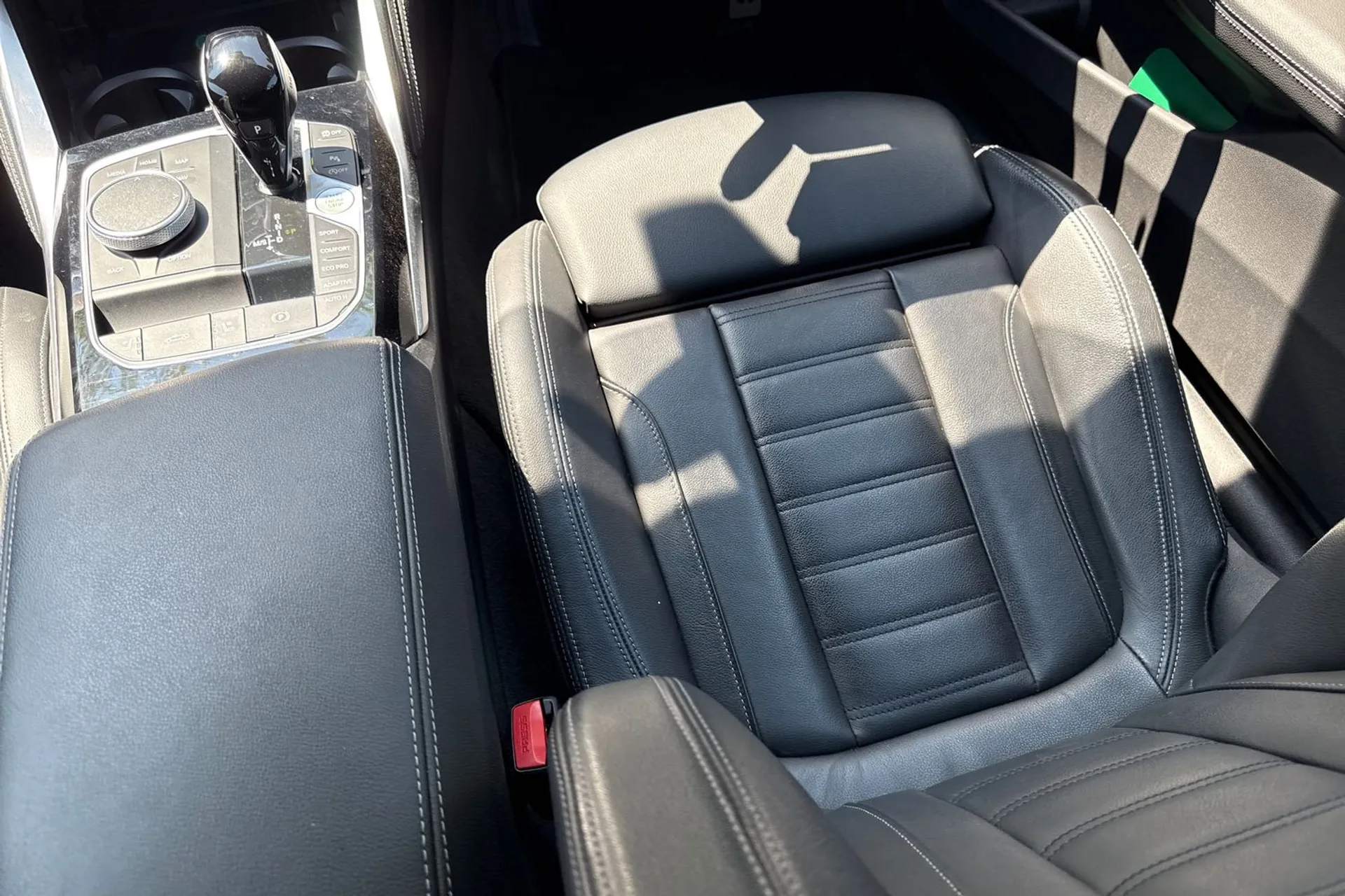 BMW 4 SERIES thumbnail image number 36