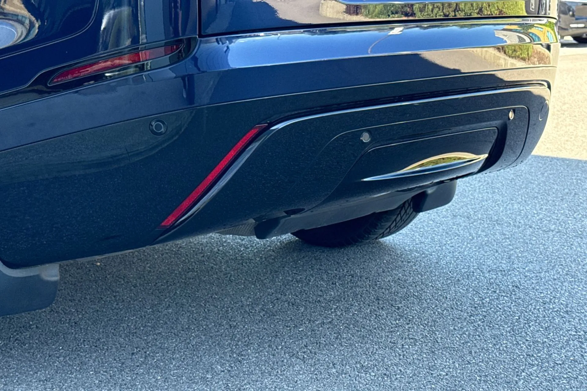 LAND ROVER RANGE ROVER VELAR thumbnail image number 23