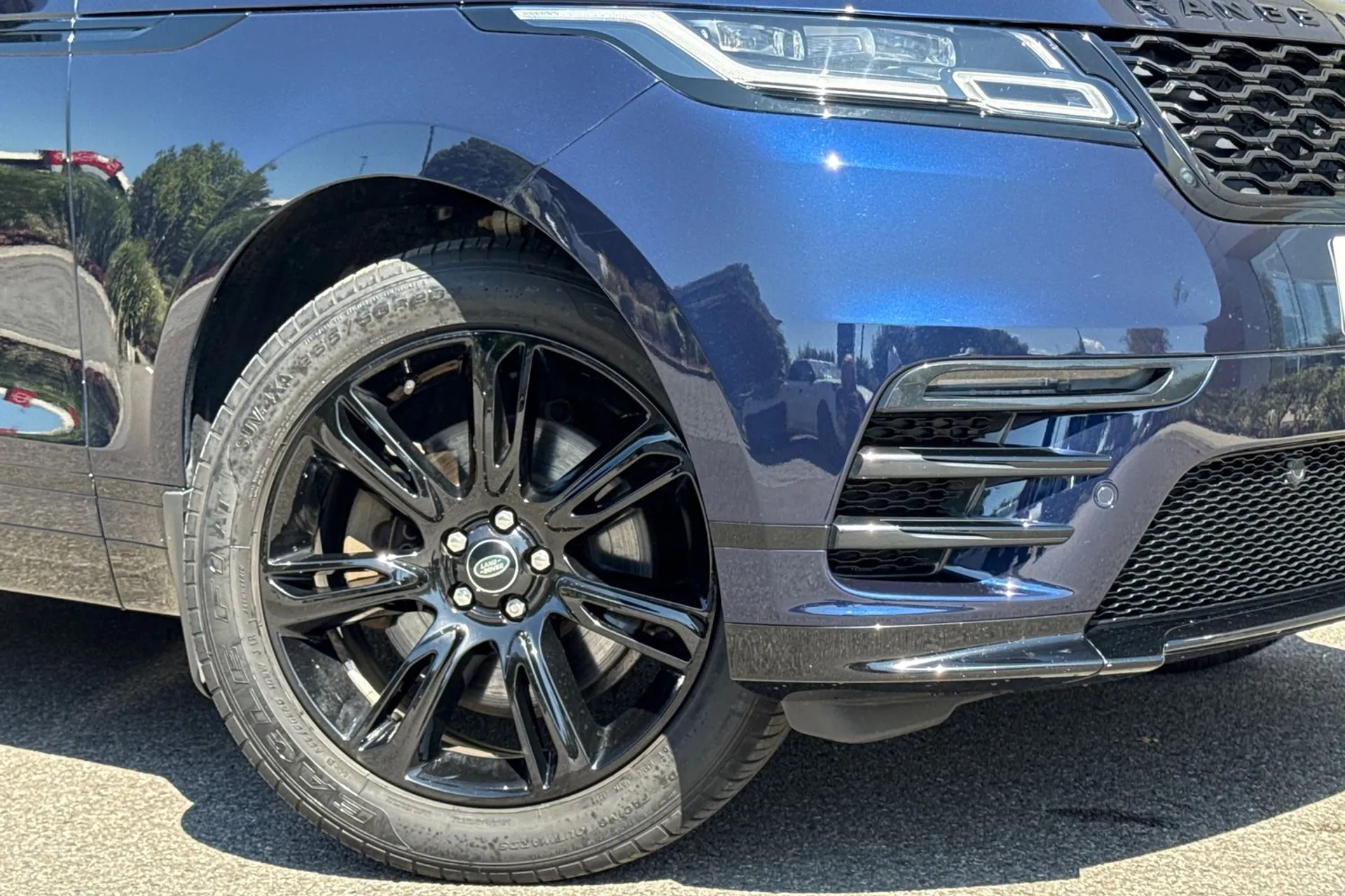 LAND ROVER RANGE ROVER VELAR thumbnail image number 8