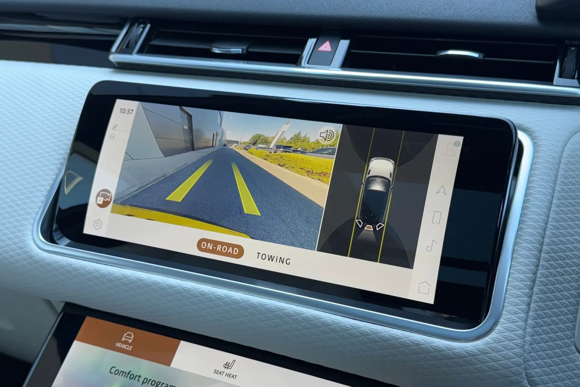 LAND ROVER RANGE ROVER VELAR thumbnail image number 6