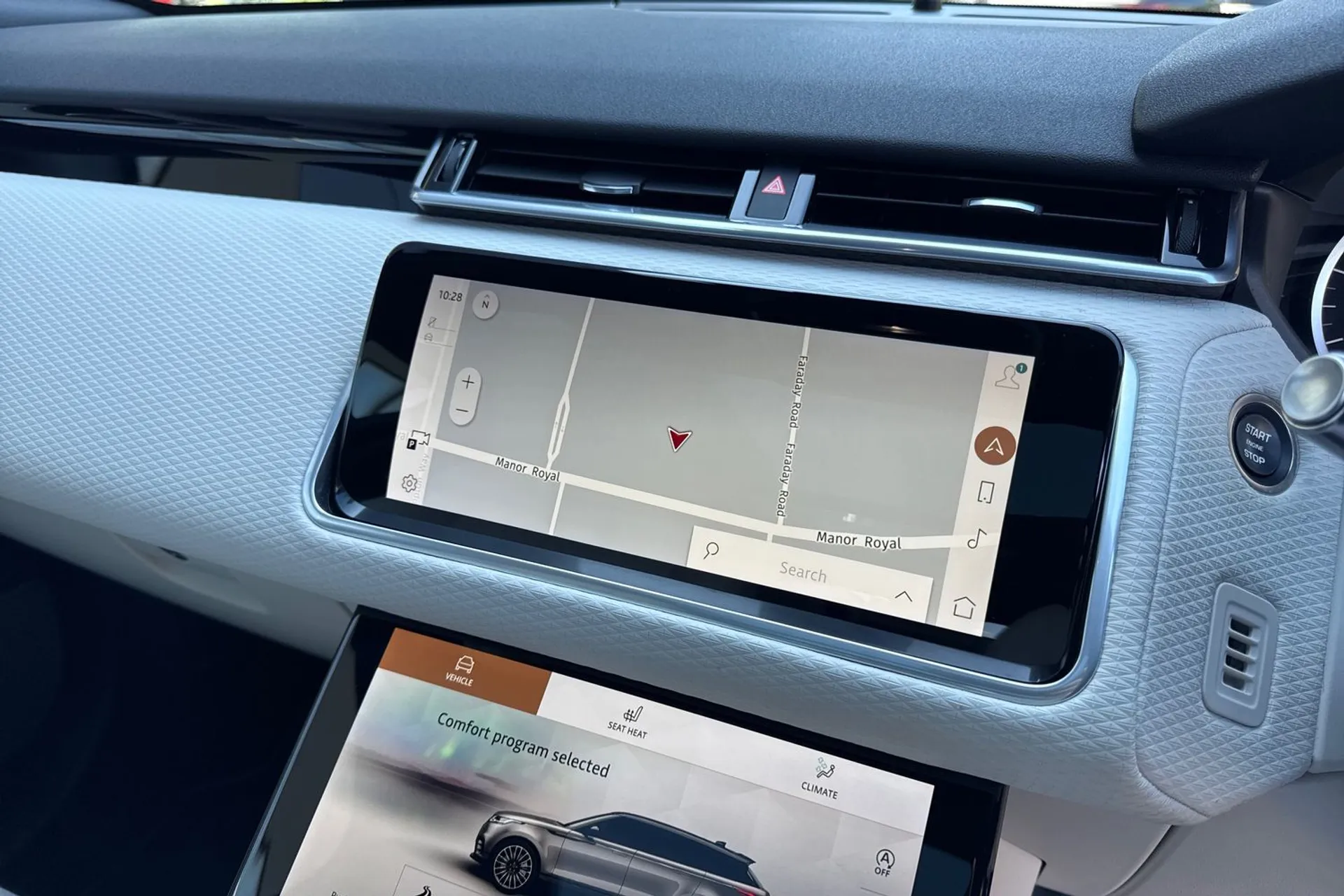 LAND ROVER RANGE ROVER VELAR thumbnail image number 5