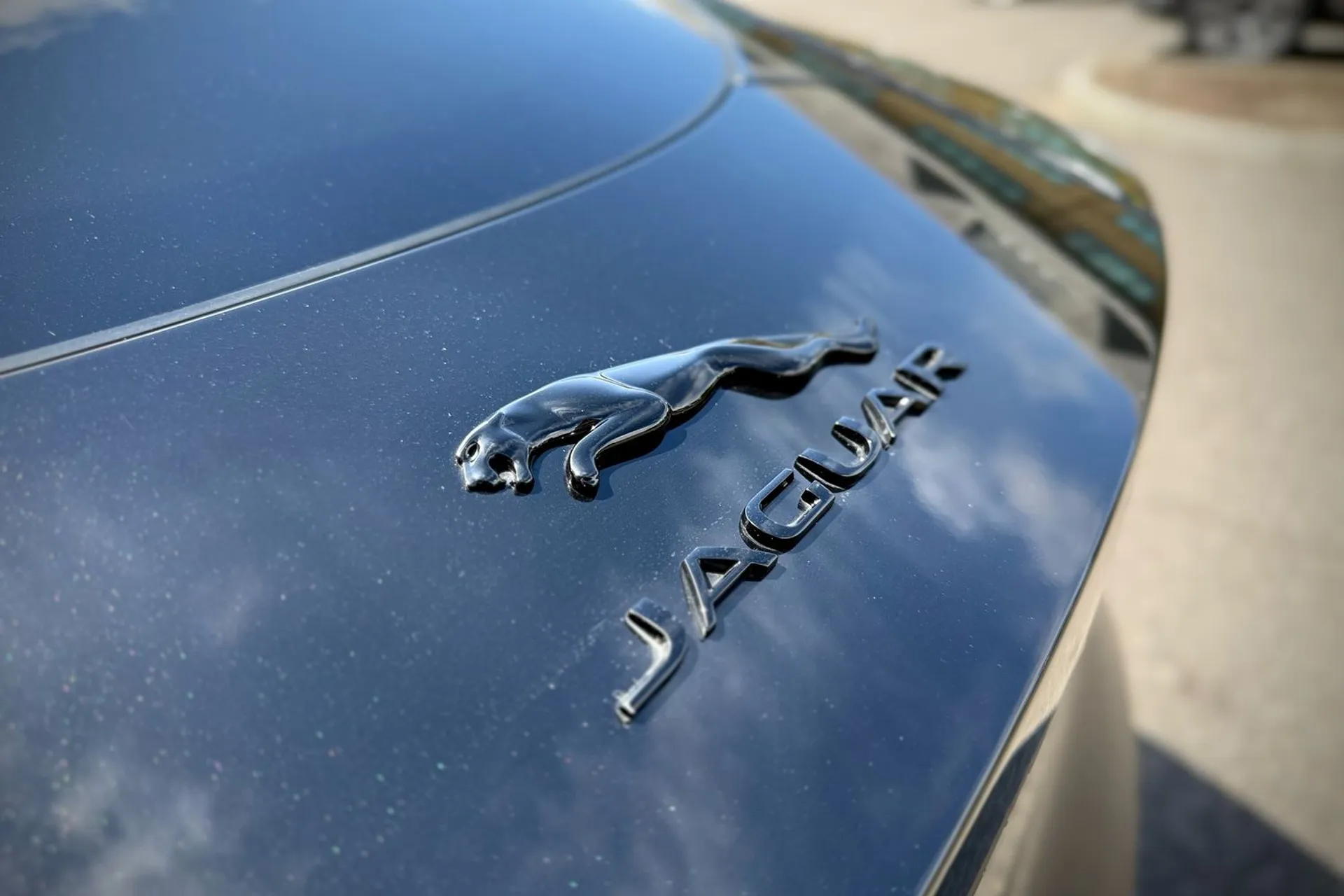 Jaguar F-TYPE thumbnail image number 15