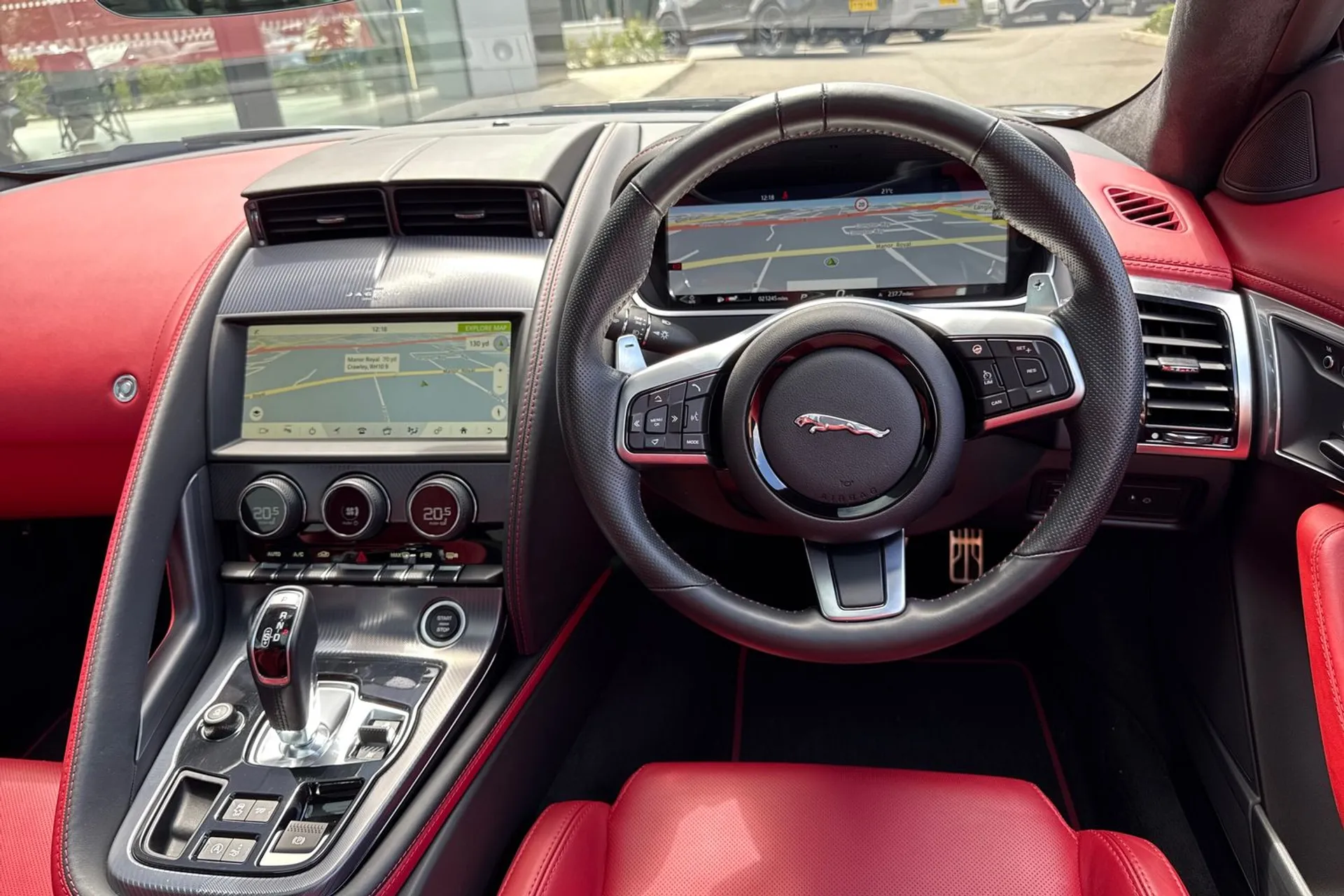 Jaguar F-TYPE thumbnail image number 30