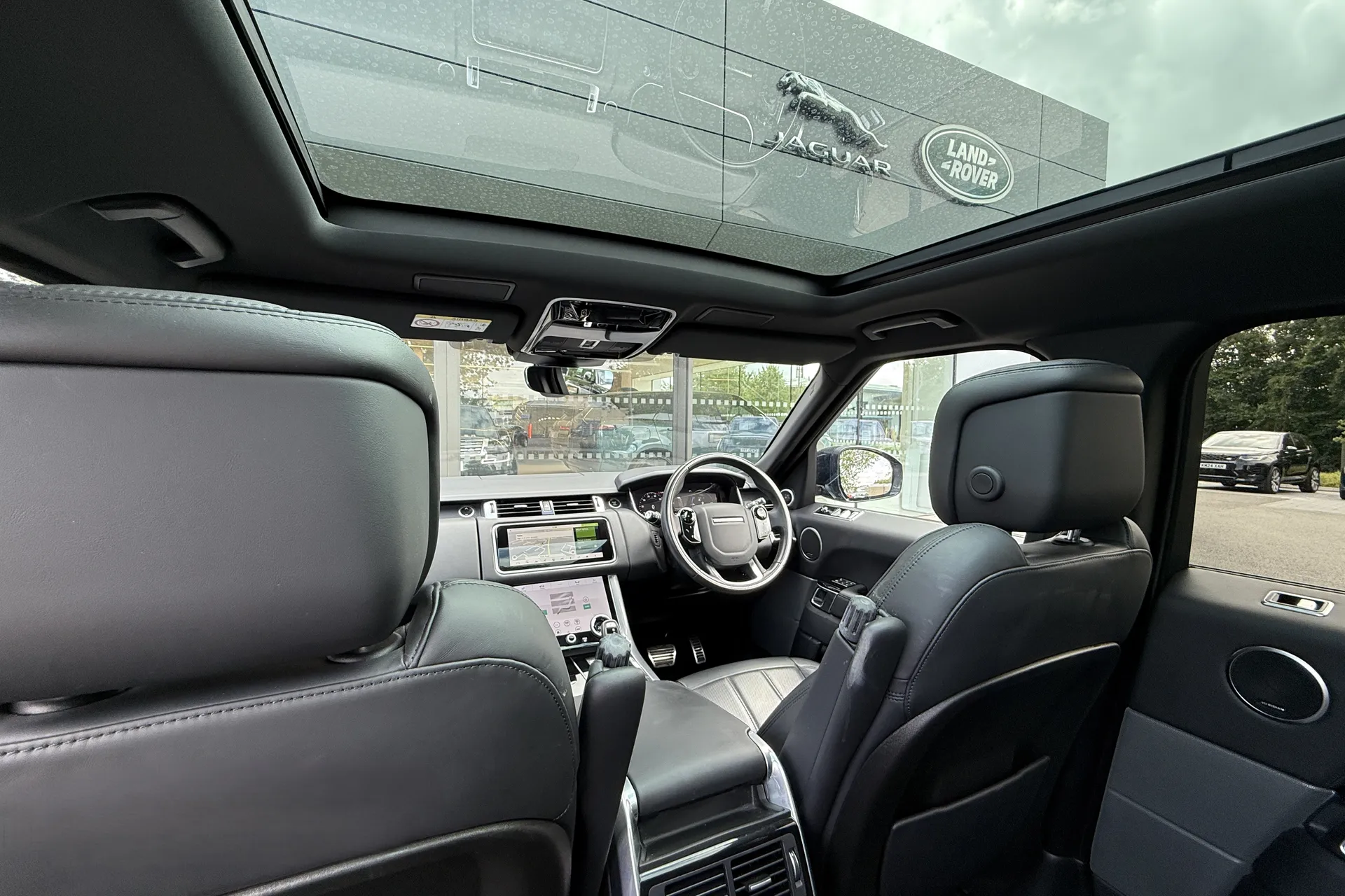 LAND ROVER RANGE ROVER SPORT thumbnail image number 4