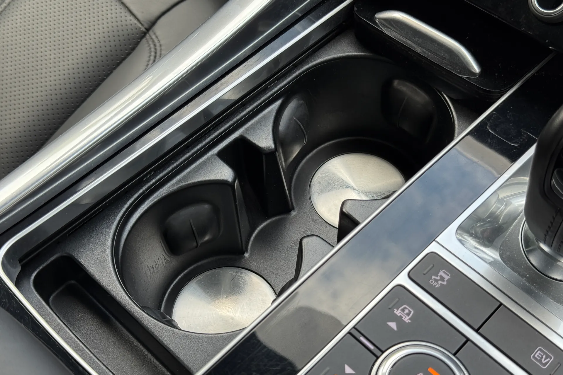 LAND ROVER RANGE ROVER SPORT thumbnail image number 39