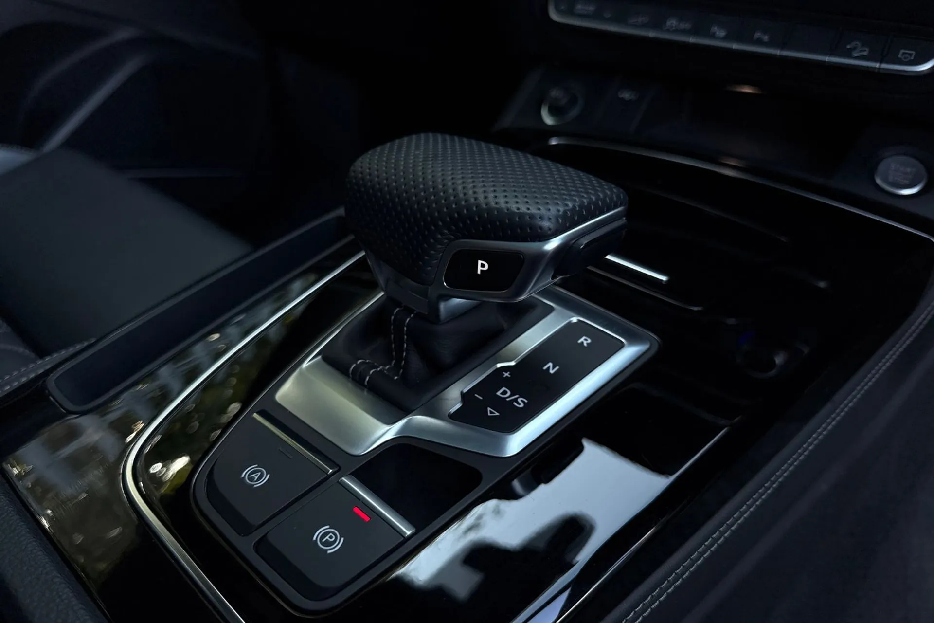 Audi Q5 thumbnail image number 54