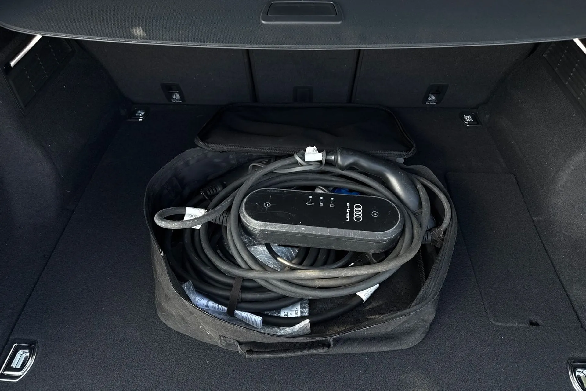 Audi Q5 thumbnail image number 58