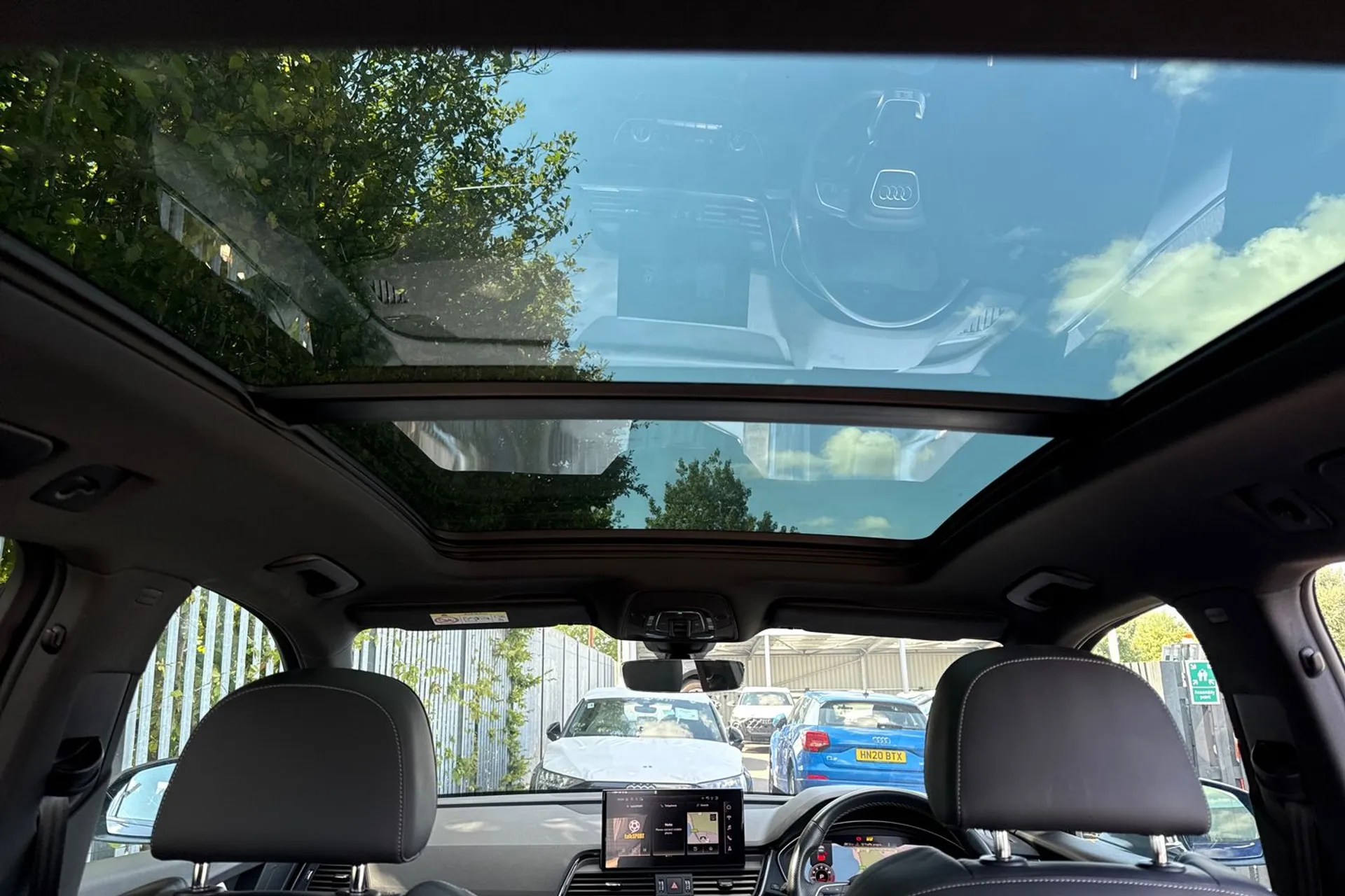 Audi Q5 thumbnail image number 4