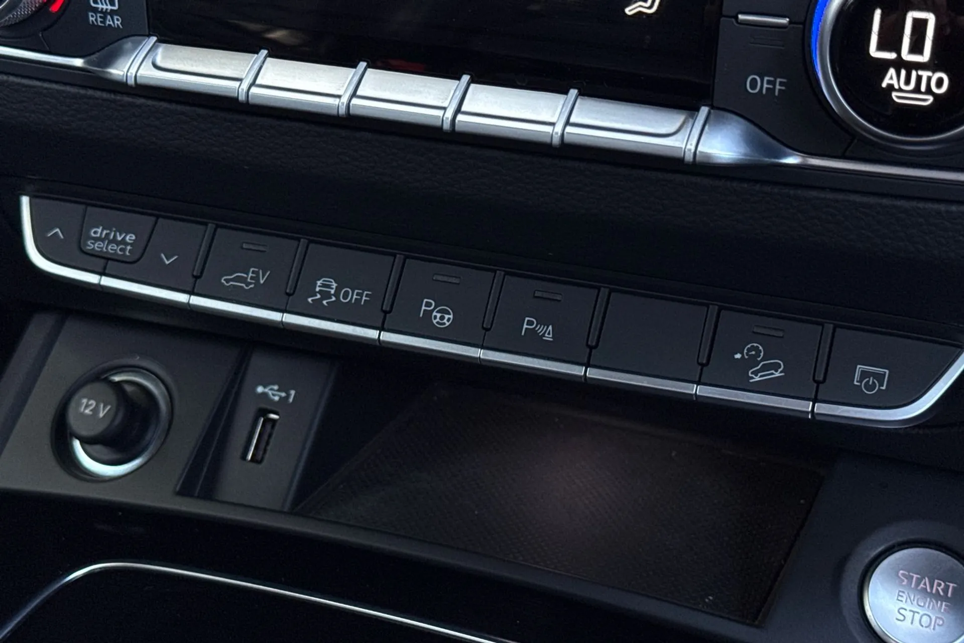 Audi Q5 thumbnail image number 39