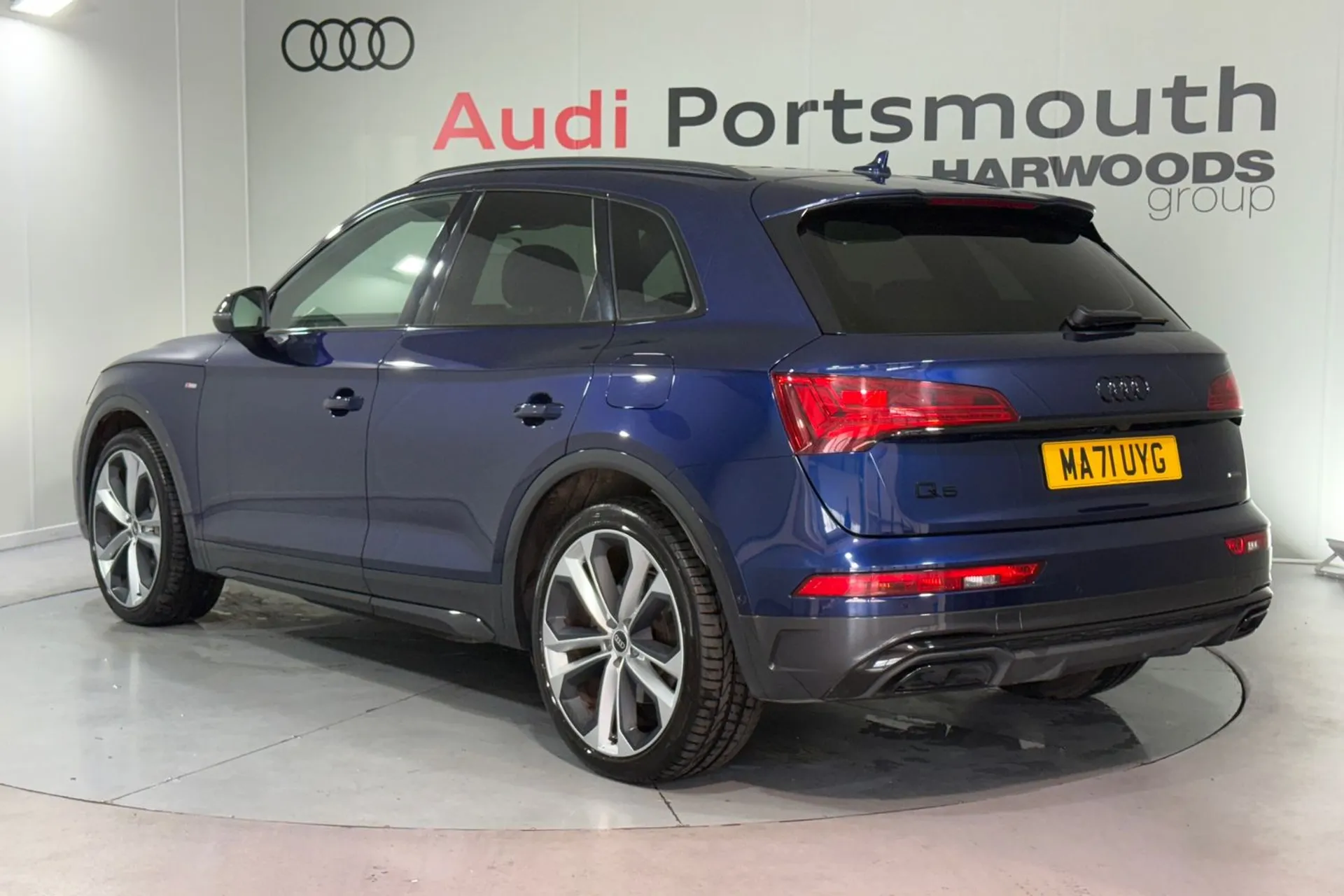 Audi Q5 thumbnail image number 11
