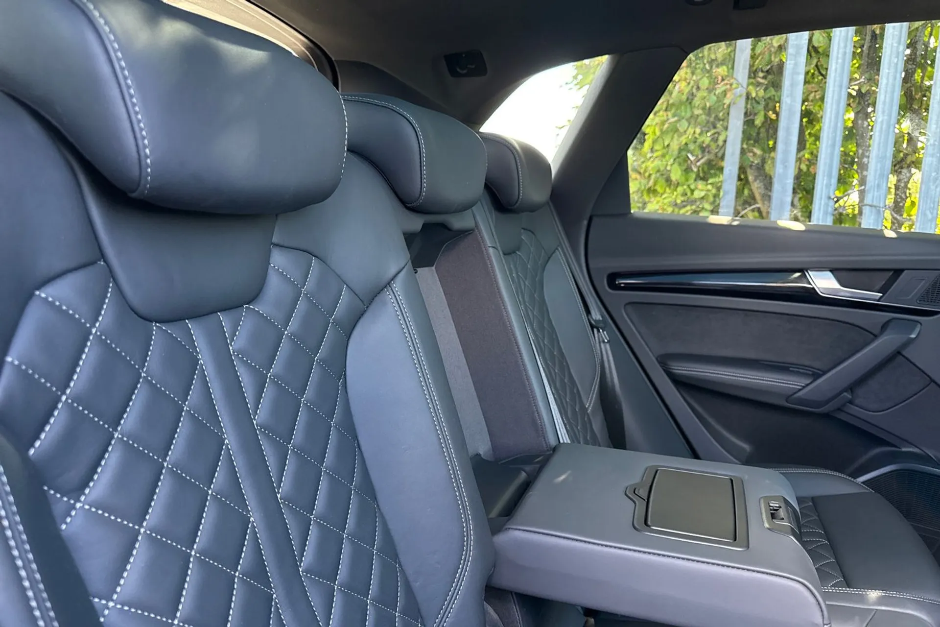 Audi Q5 thumbnail image number 22