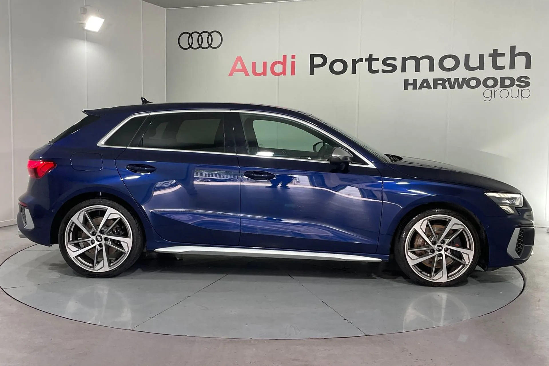 Audi A3 thumbnail image number 2