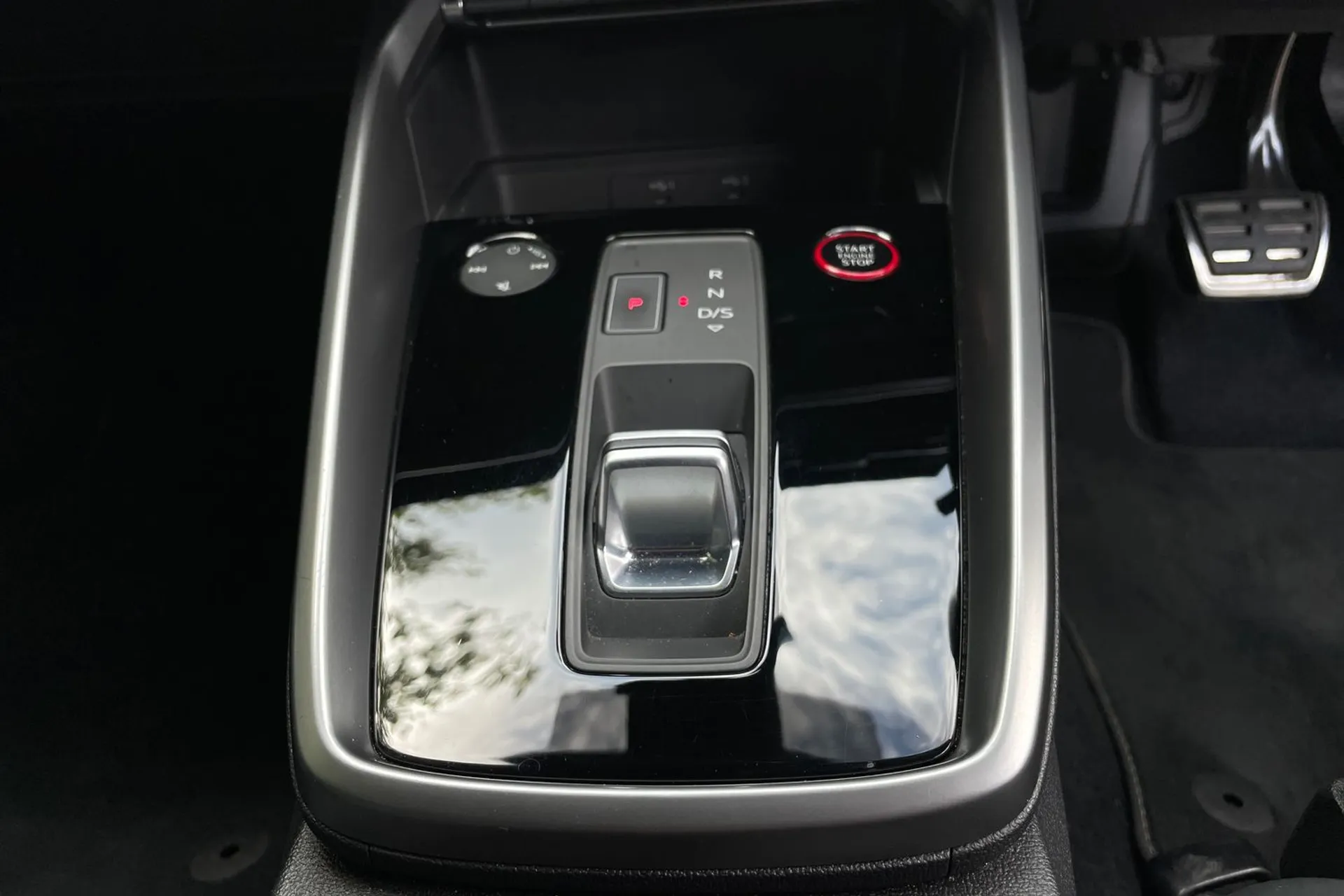 Audi A3 thumbnail image number 40