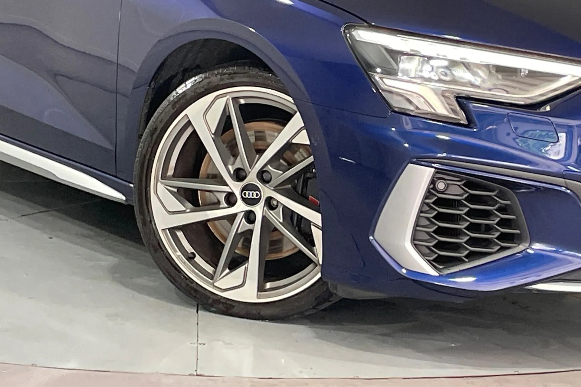 Audi A3 thumbnail image number 9
