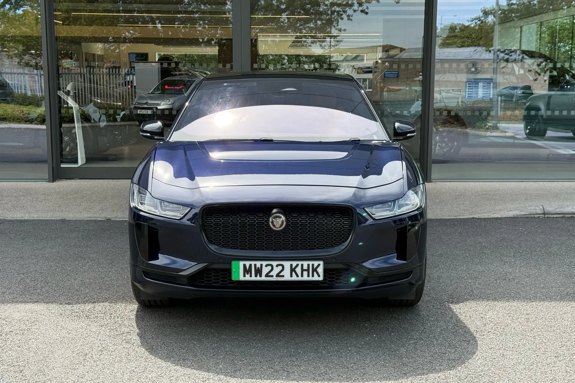Jaguar I-PACE thumbnail image number 6