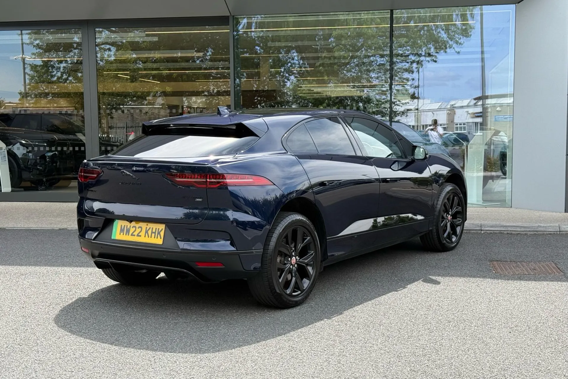 Jaguar I-PACE thumbnail image number 7
