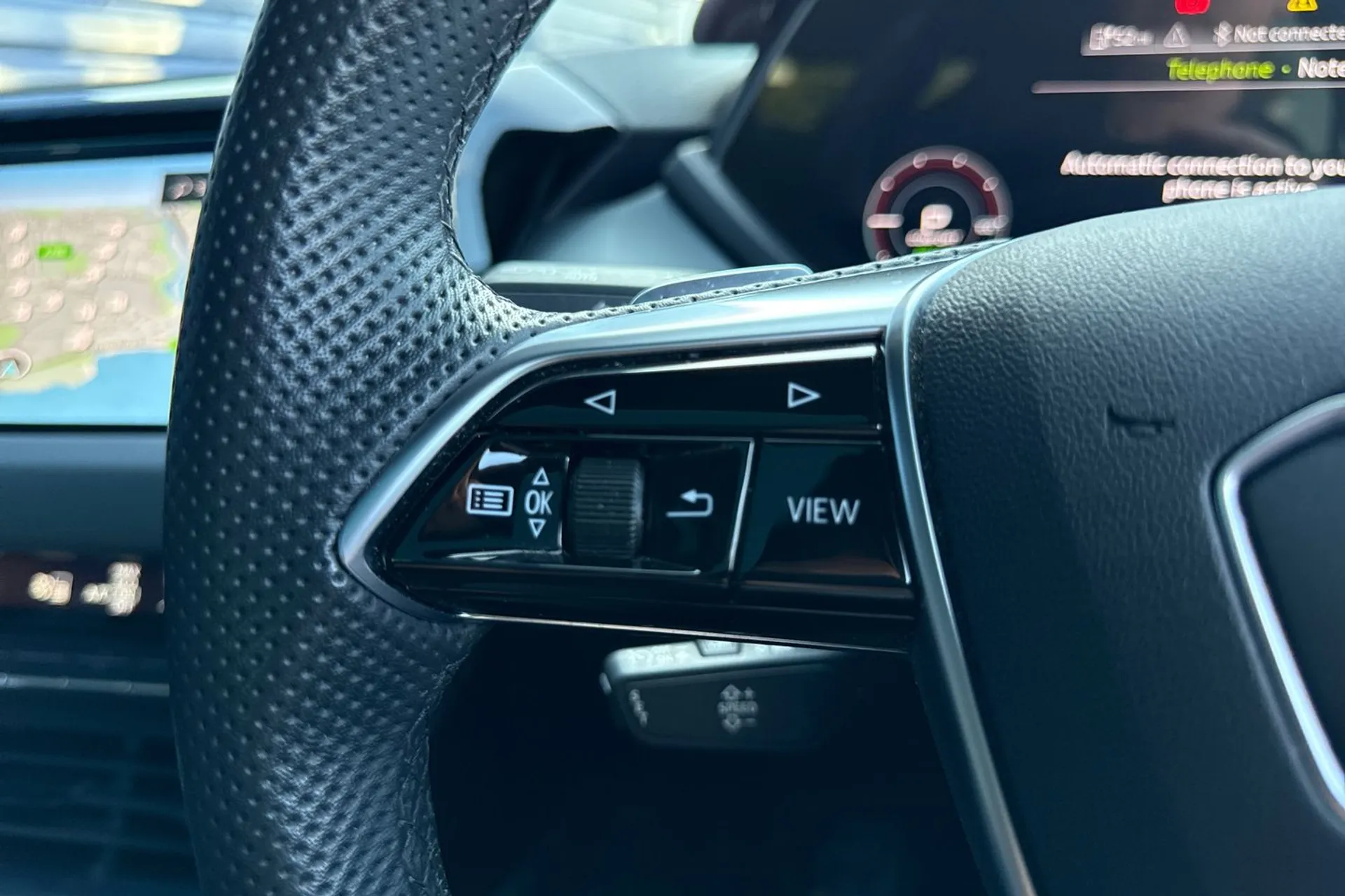 Audi e-tron GT thumbnail image number 41