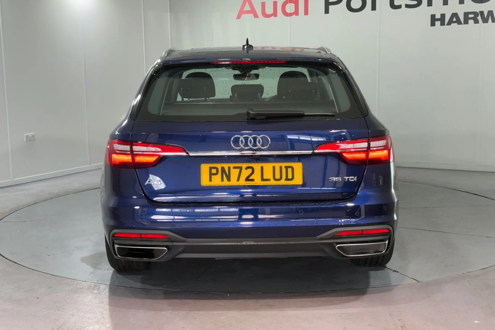Audi A4 thumbnail image number 8