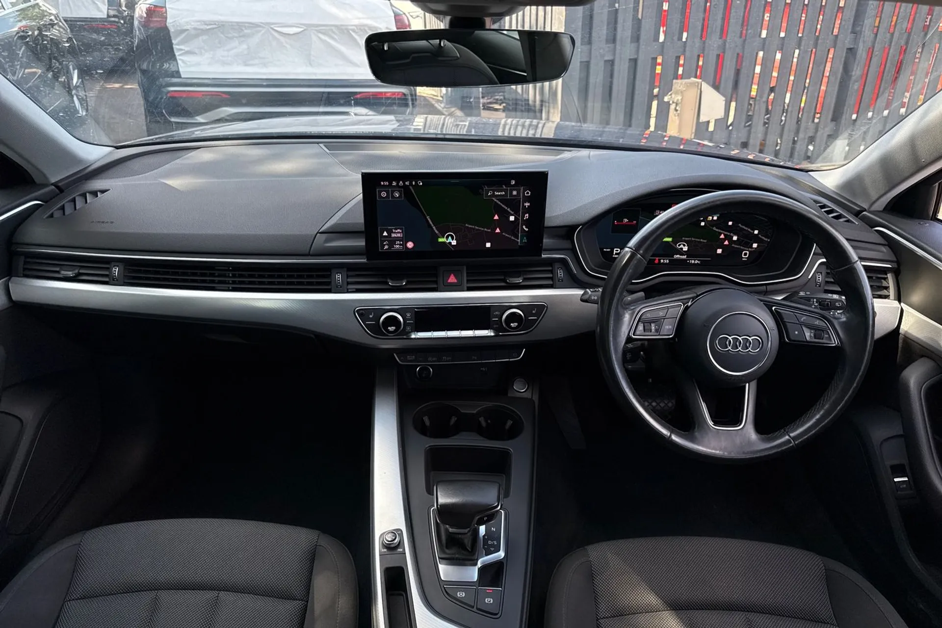 Audi A4 thumbnail image number 3