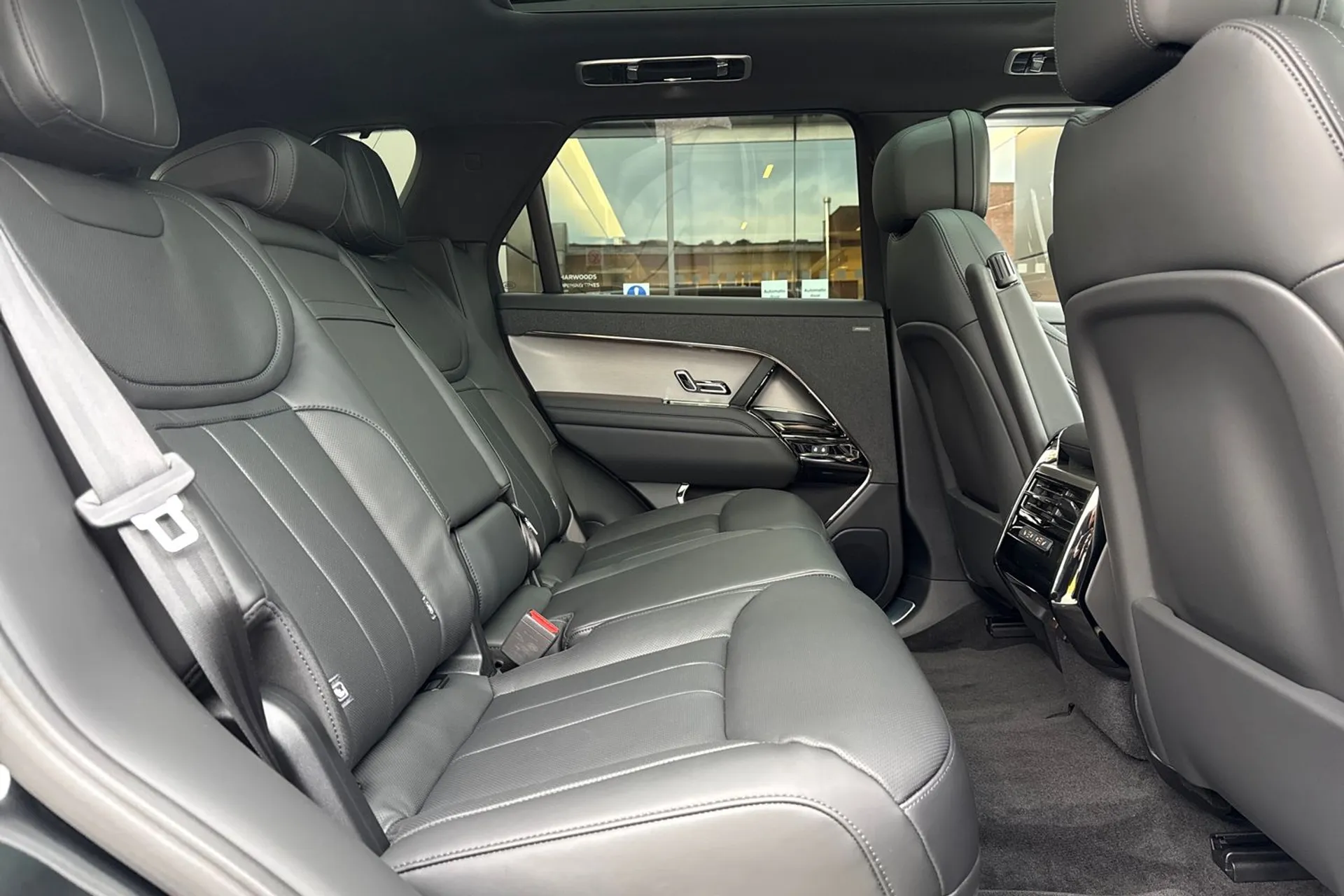 LAND ROVER RANGE ROVER SPORT thumbnail image number 23