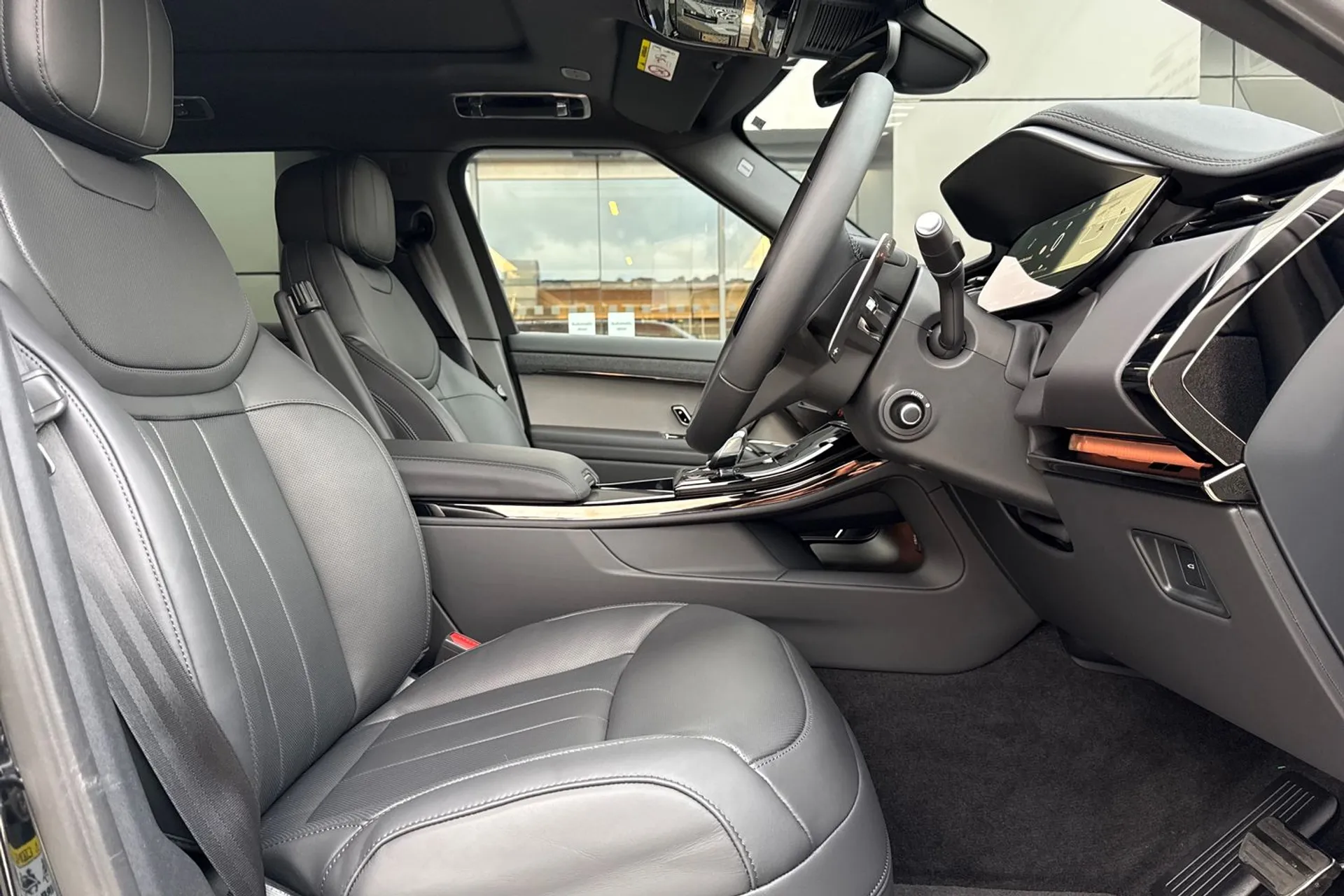 LAND ROVER RANGE ROVER SPORT thumbnail image number 21