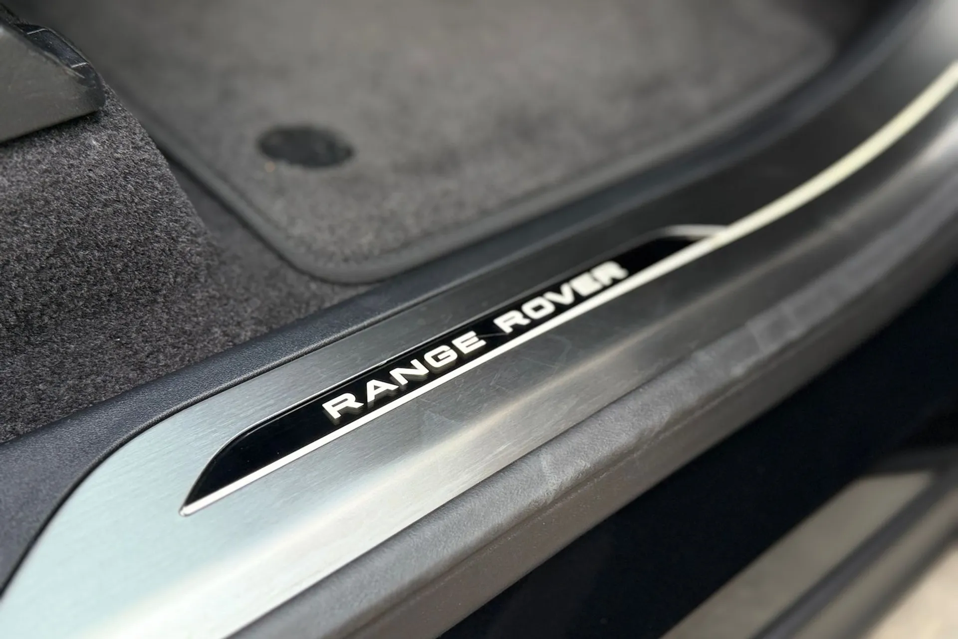 LAND ROVER RANGE ROVER SPORT thumbnail image number 32