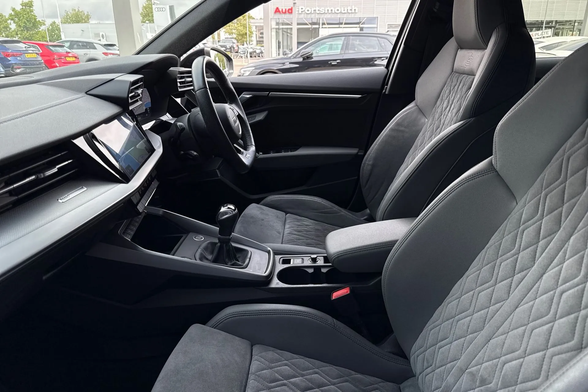 Audi A3 thumbnail image number 28
