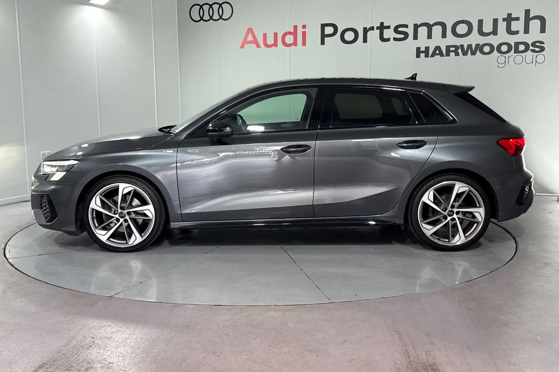 Audi A3 thumbnail image number 10