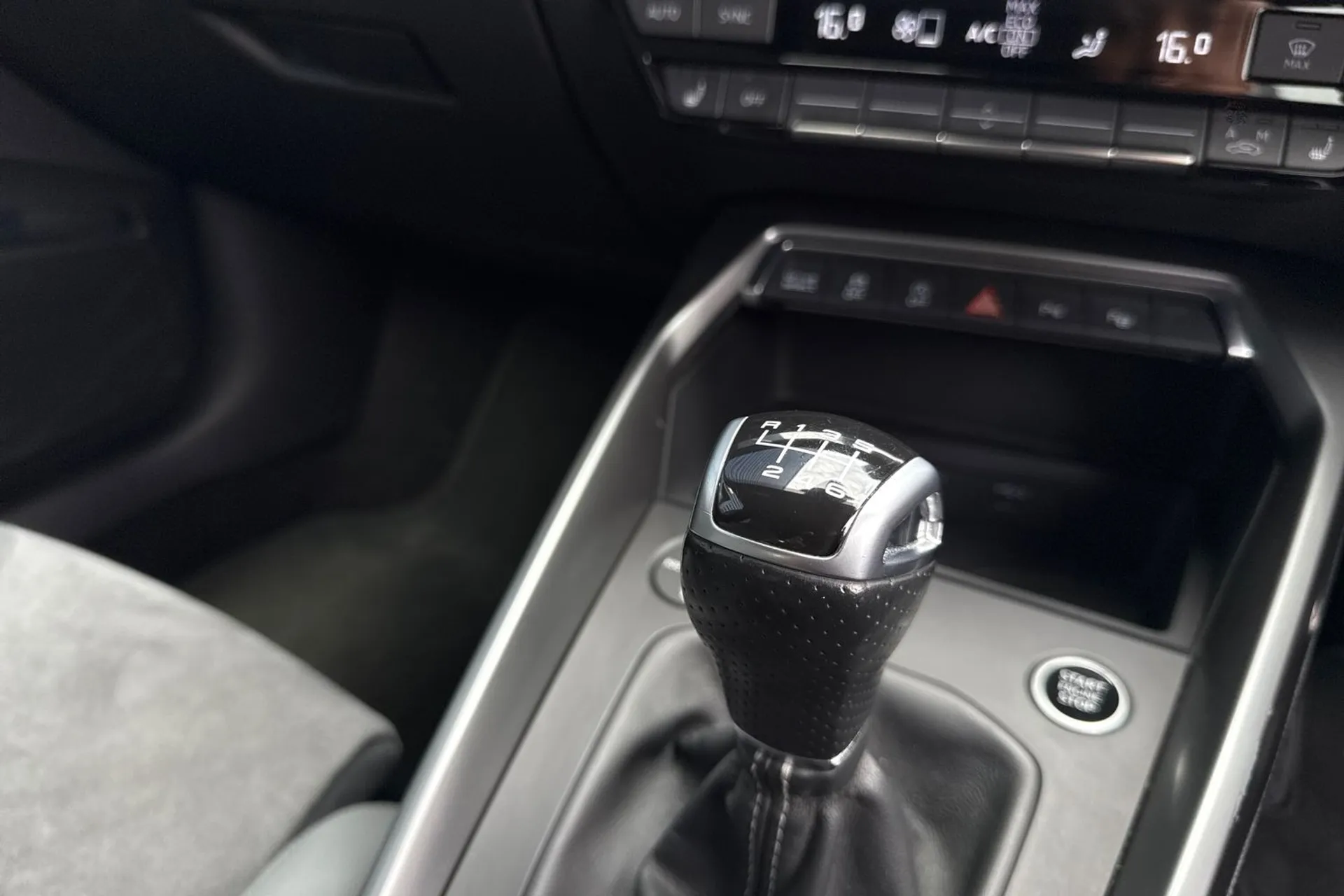 Audi A3 thumbnail image number 42