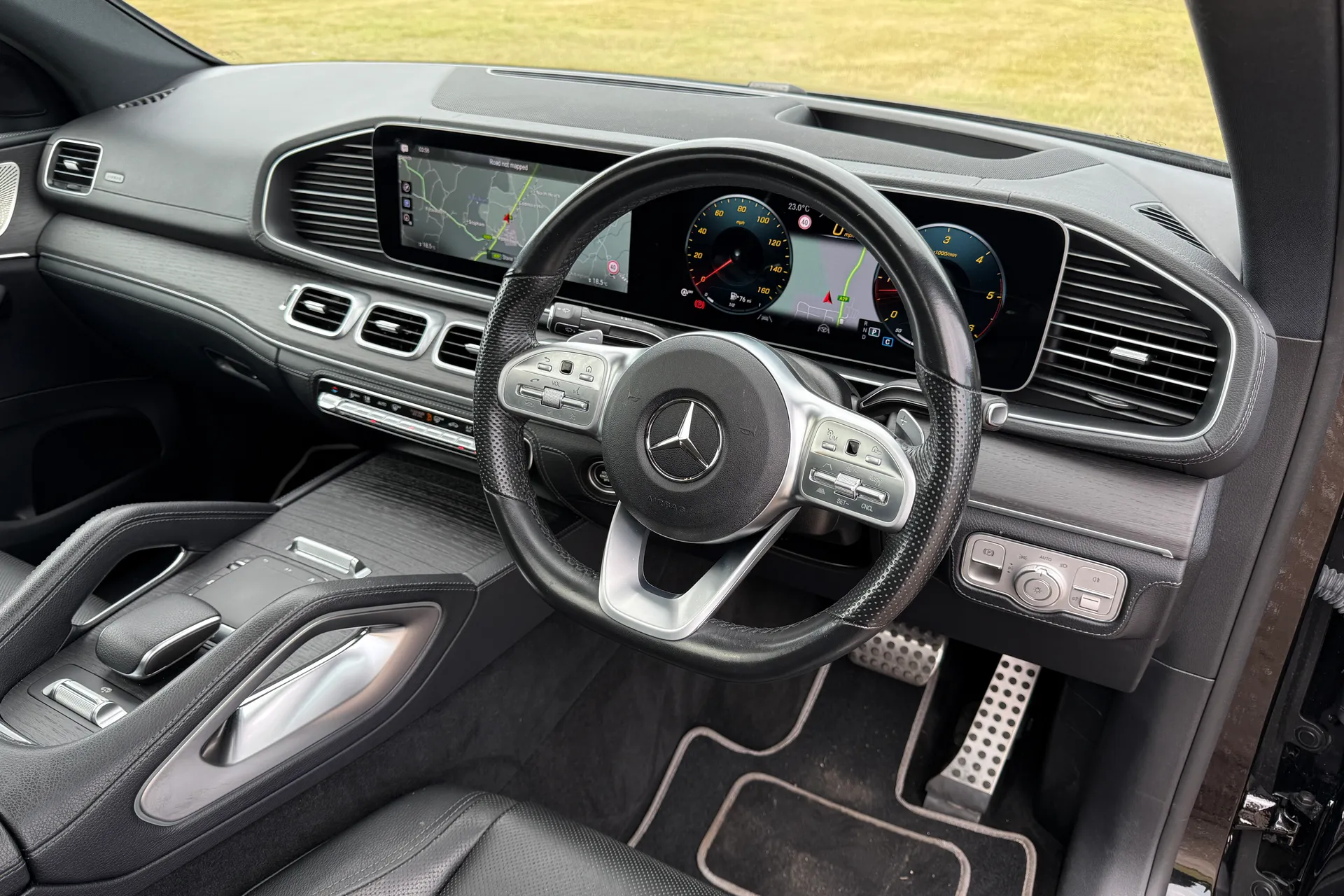 MERCEDES-BENZ GLE COUPE thumbnail image number 31