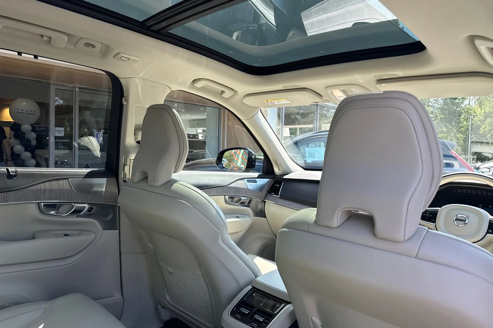 Volvo XC90 thumbnail image number 24