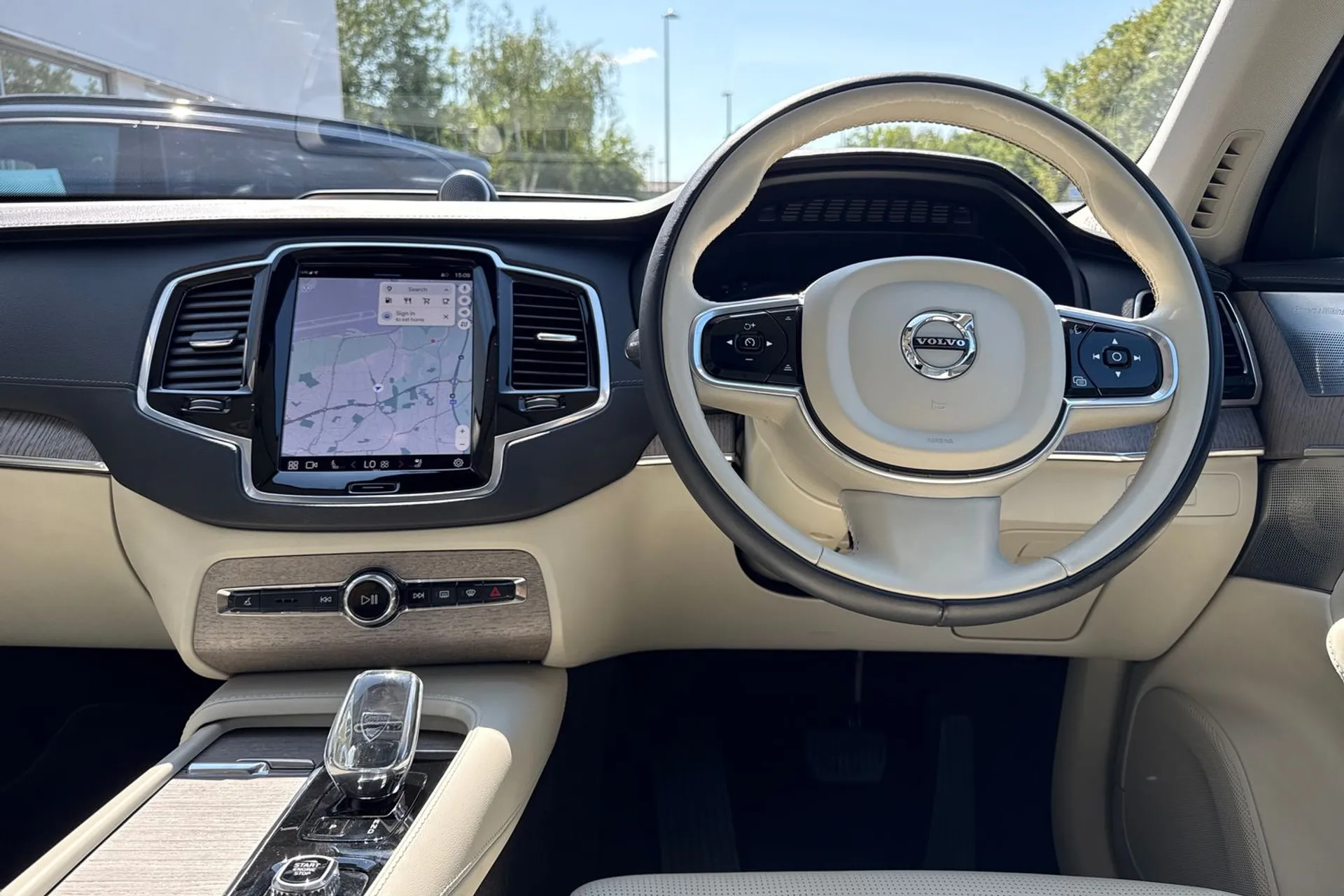Volvo XC90 thumbnail image number 34
