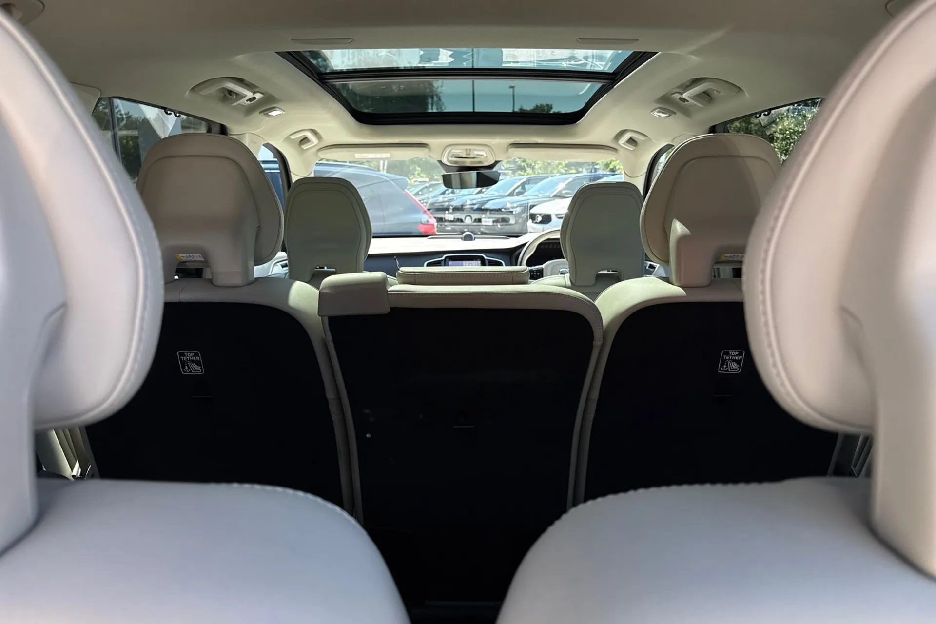 Volvo XC90 thumbnail image number 22