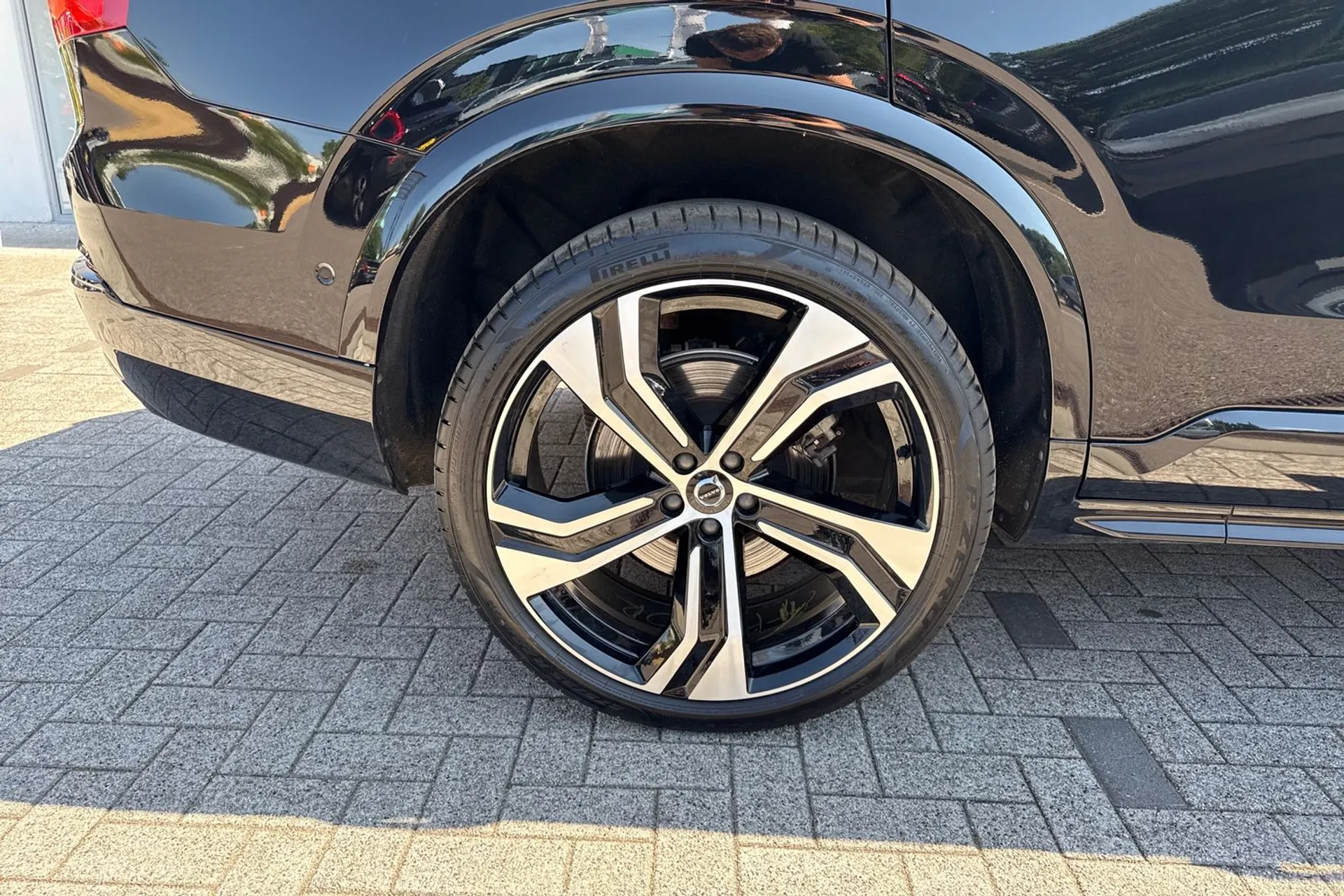 Volvo XC90 thumbnail image number 14