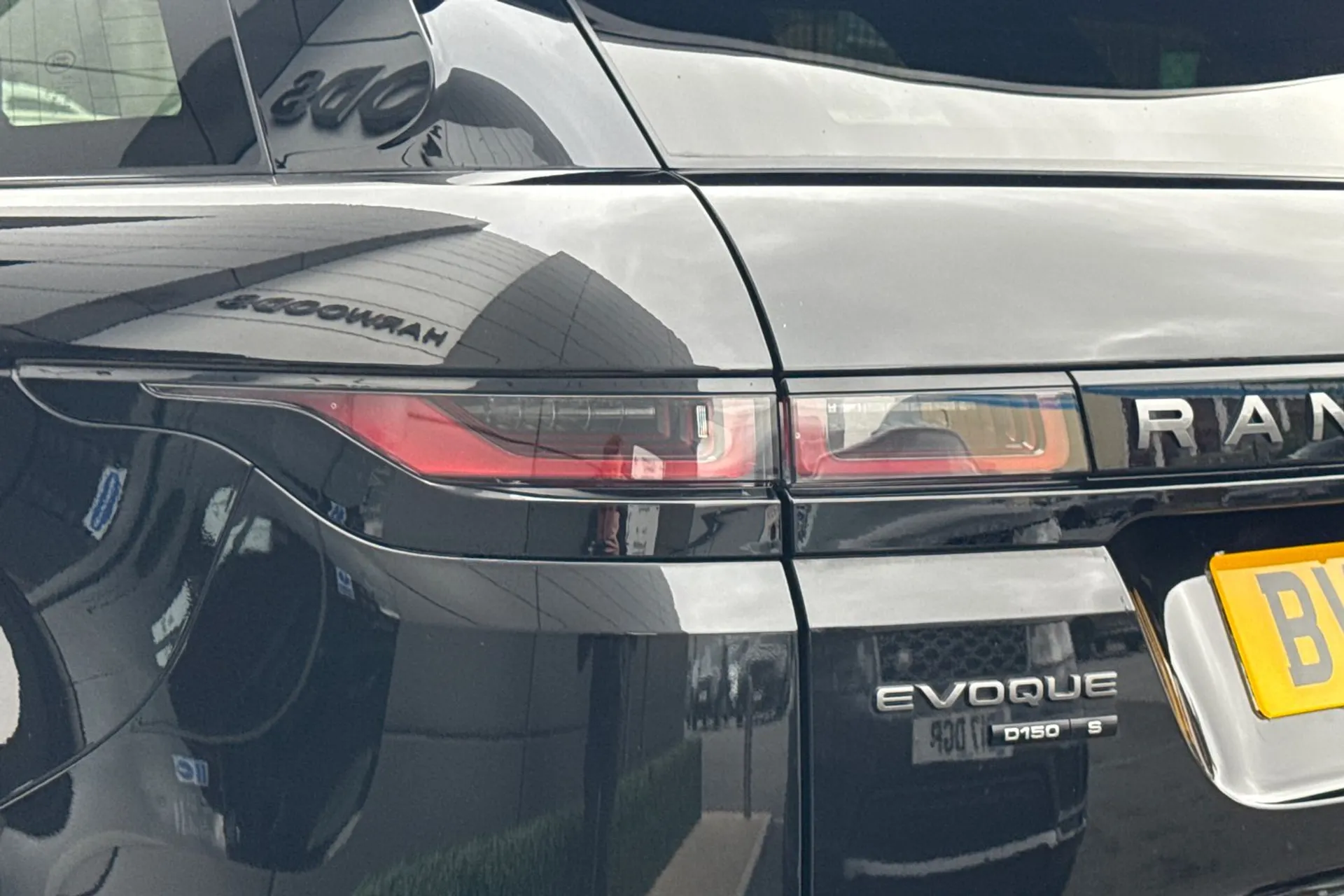LAND ROVER RANGE ROVER EVOQUE thumbnail image number 32