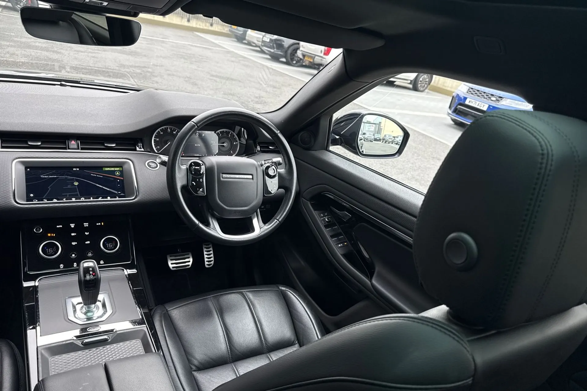 LAND ROVER RANGE ROVER EVOQUE thumbnail image number 45