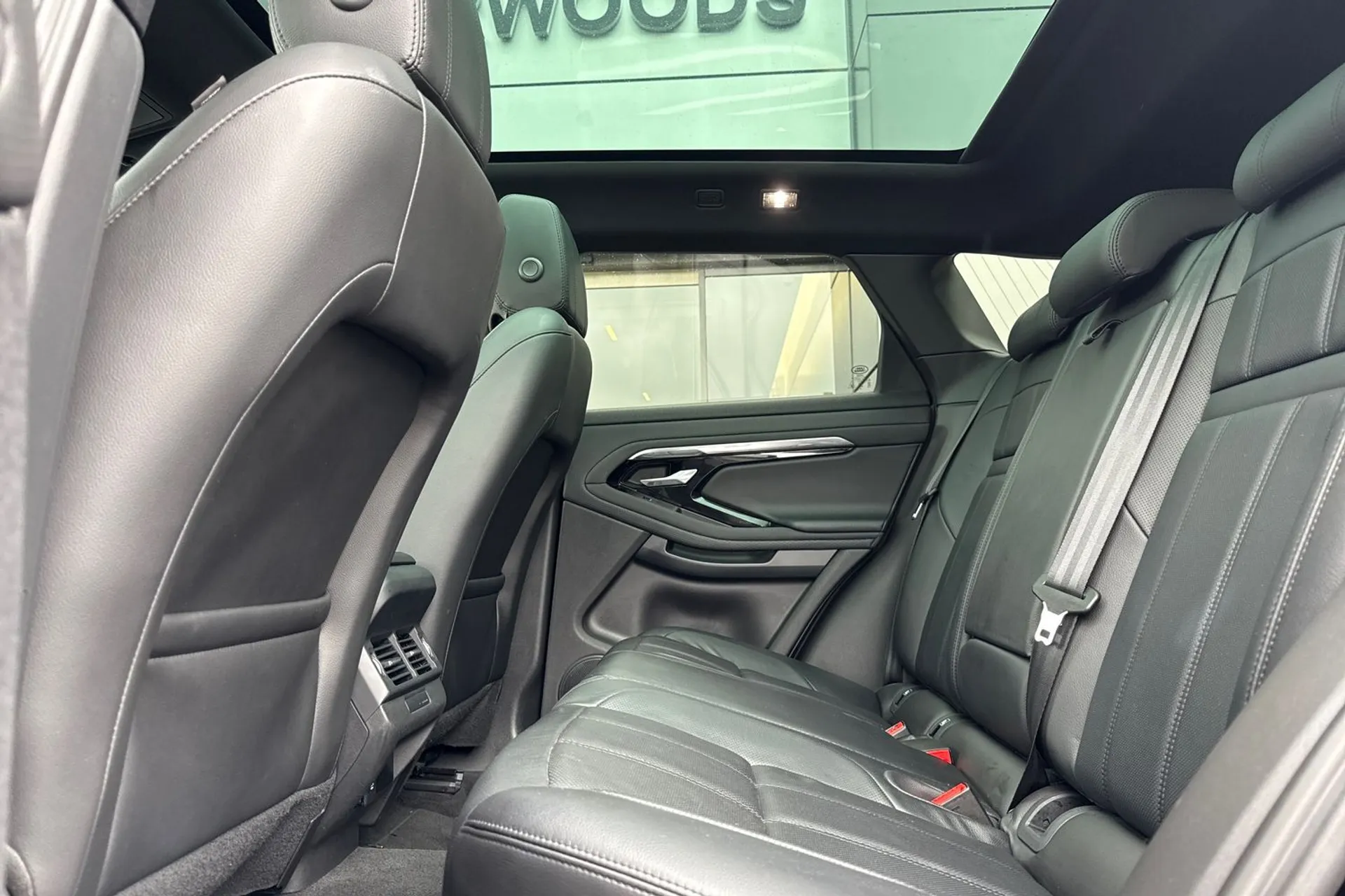 LAND ROVER RANGE ROVER EVOQUE thumbnail image number 43