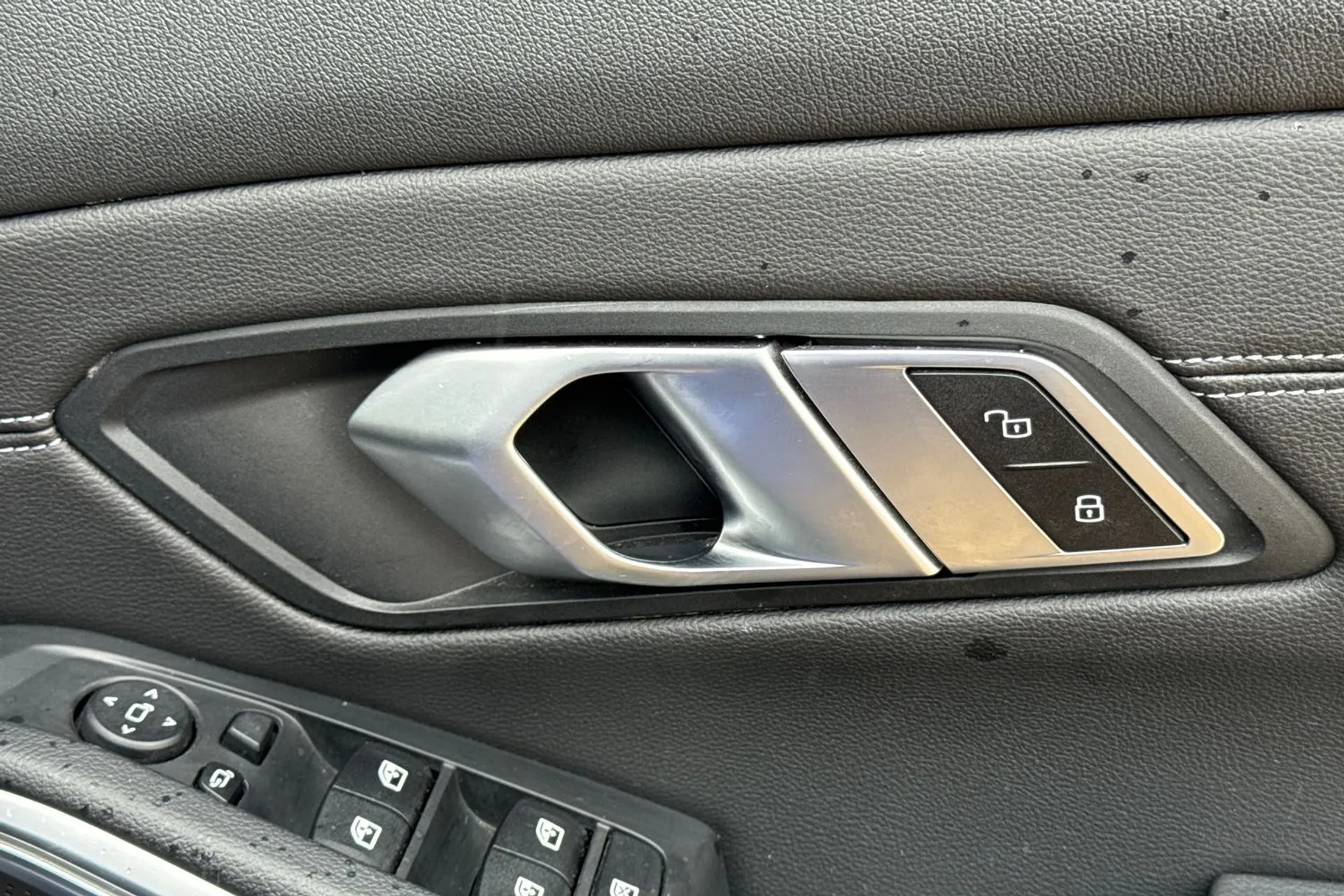 BMW 3 SERIES thumbnail image number 47