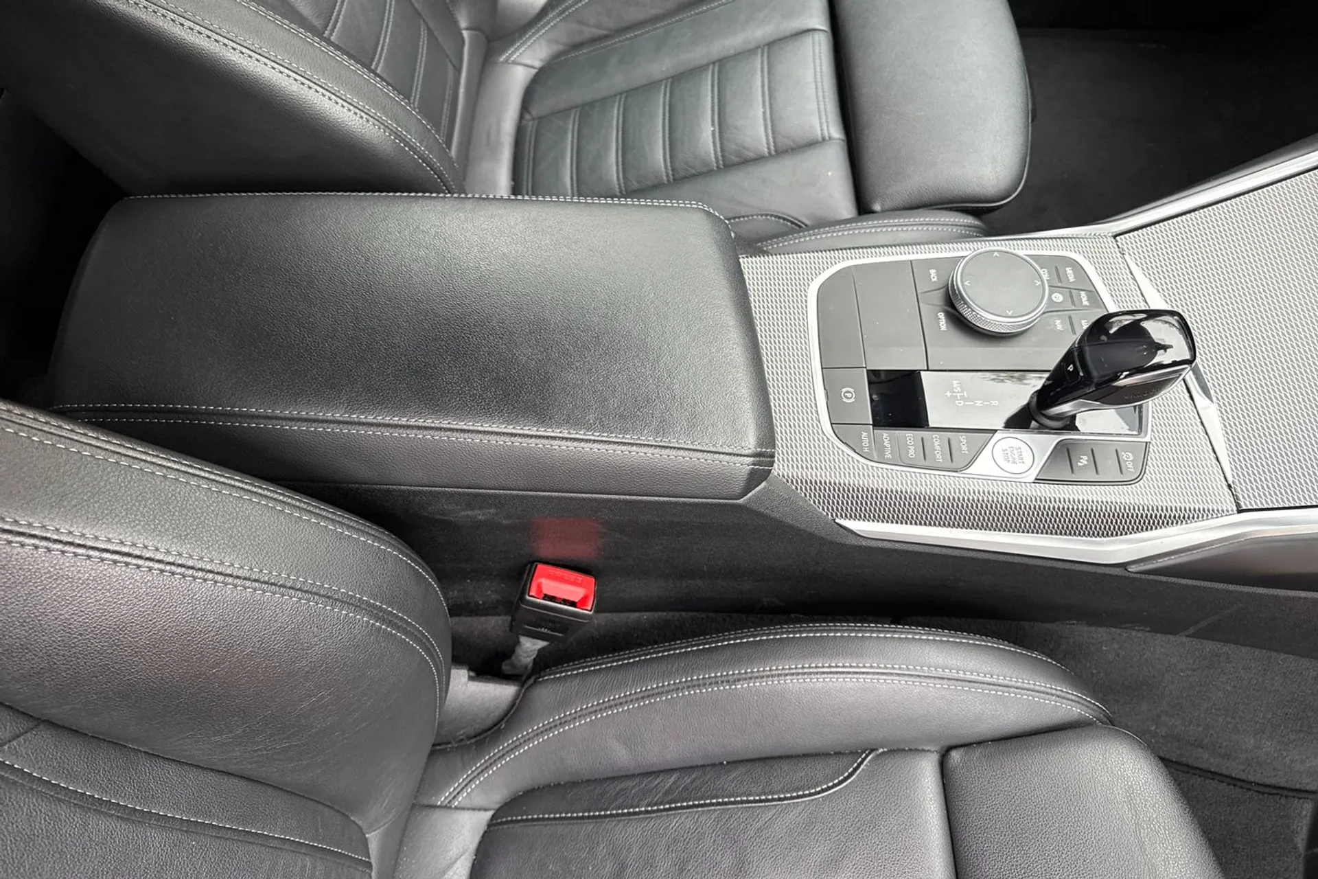 BMW 3 SERIES thumbnail image number 42