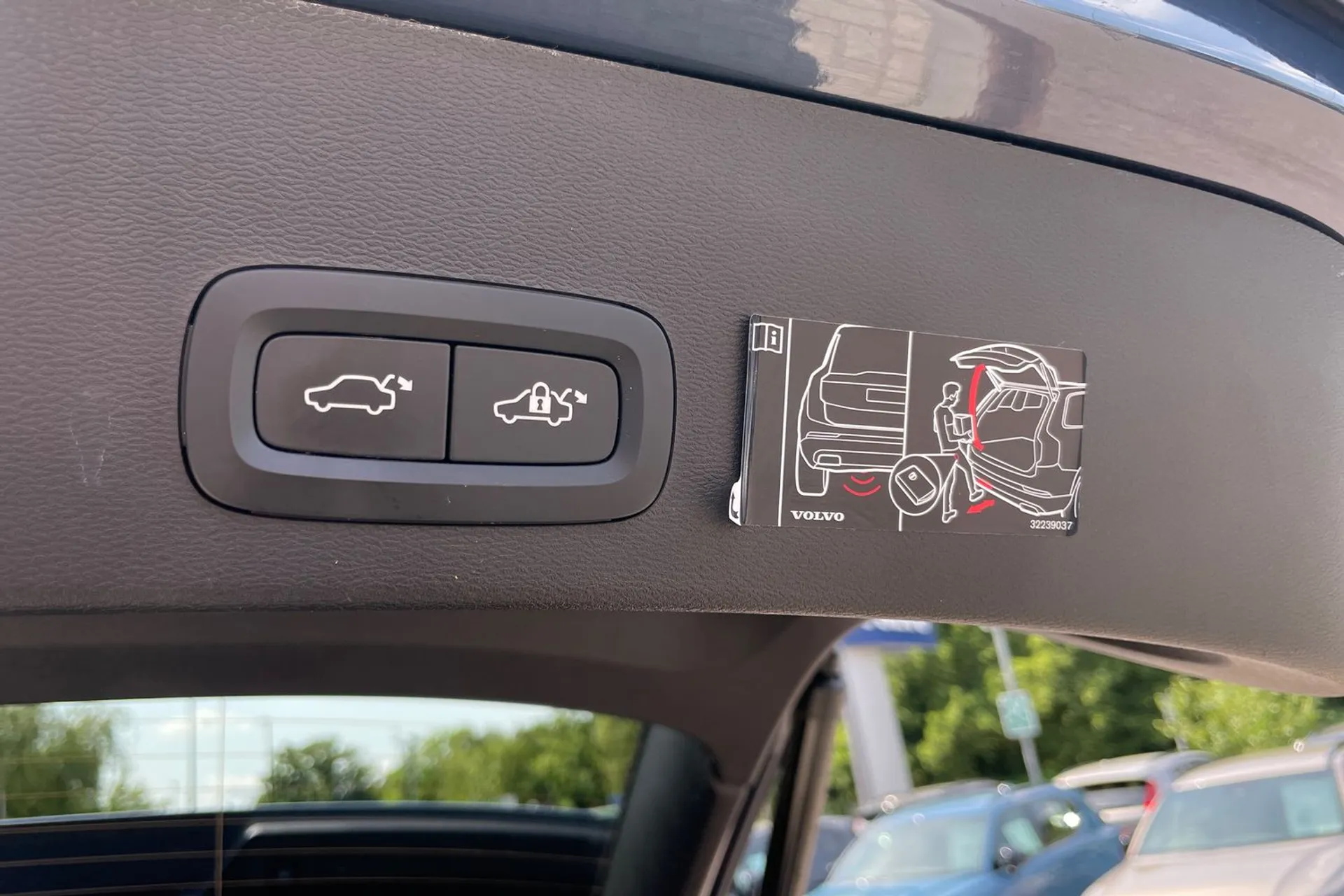 Volvo XC40 thumbnail image number 20