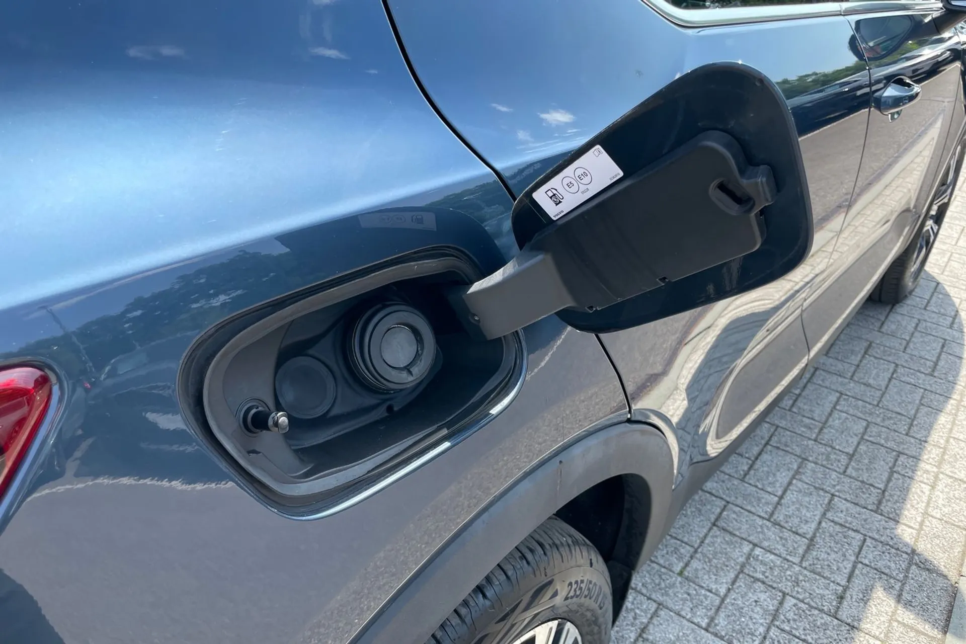 Volvo XC40 thumbnail image number 18
