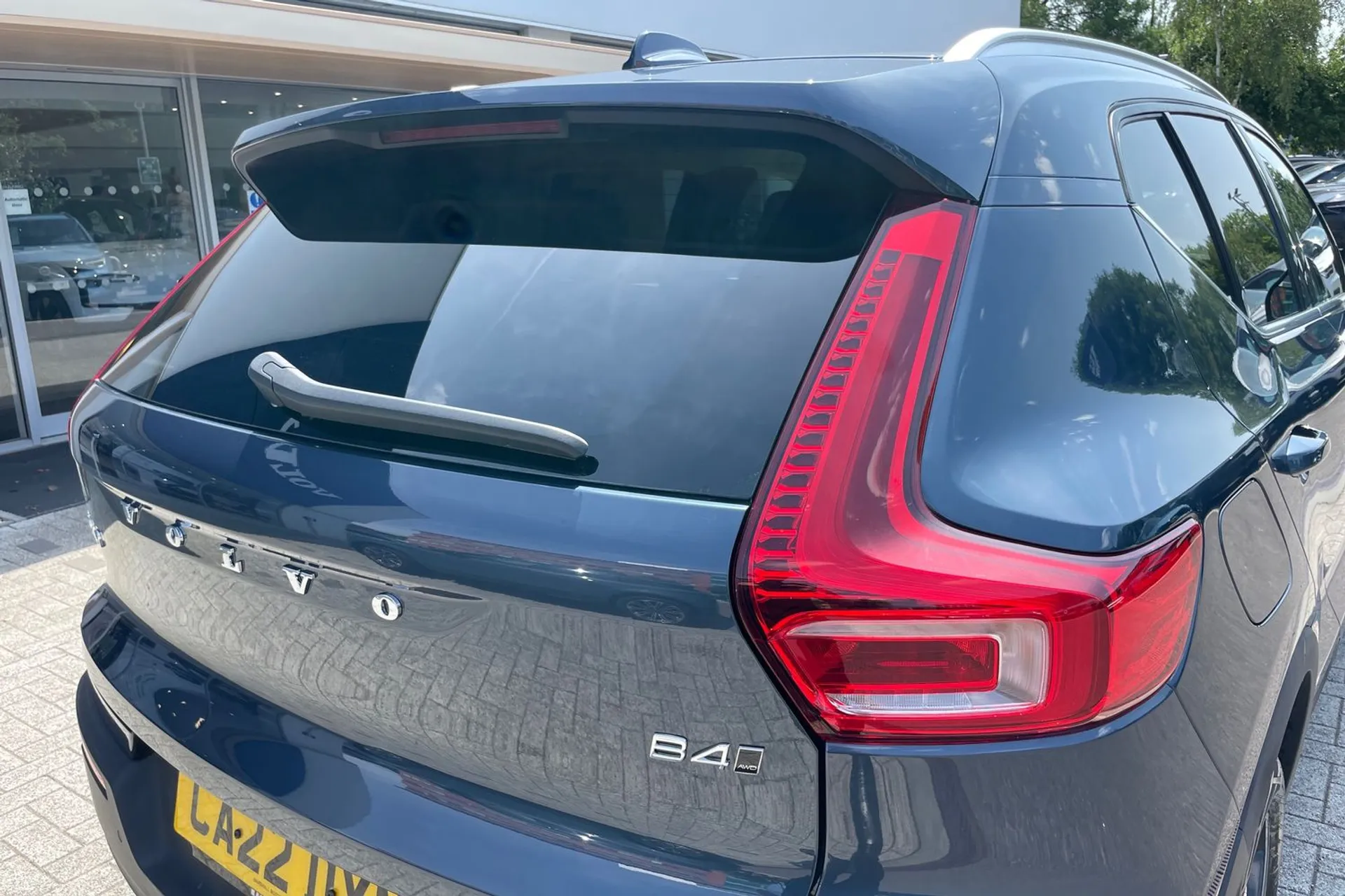 Volvo XC40 thumbnail image number 15