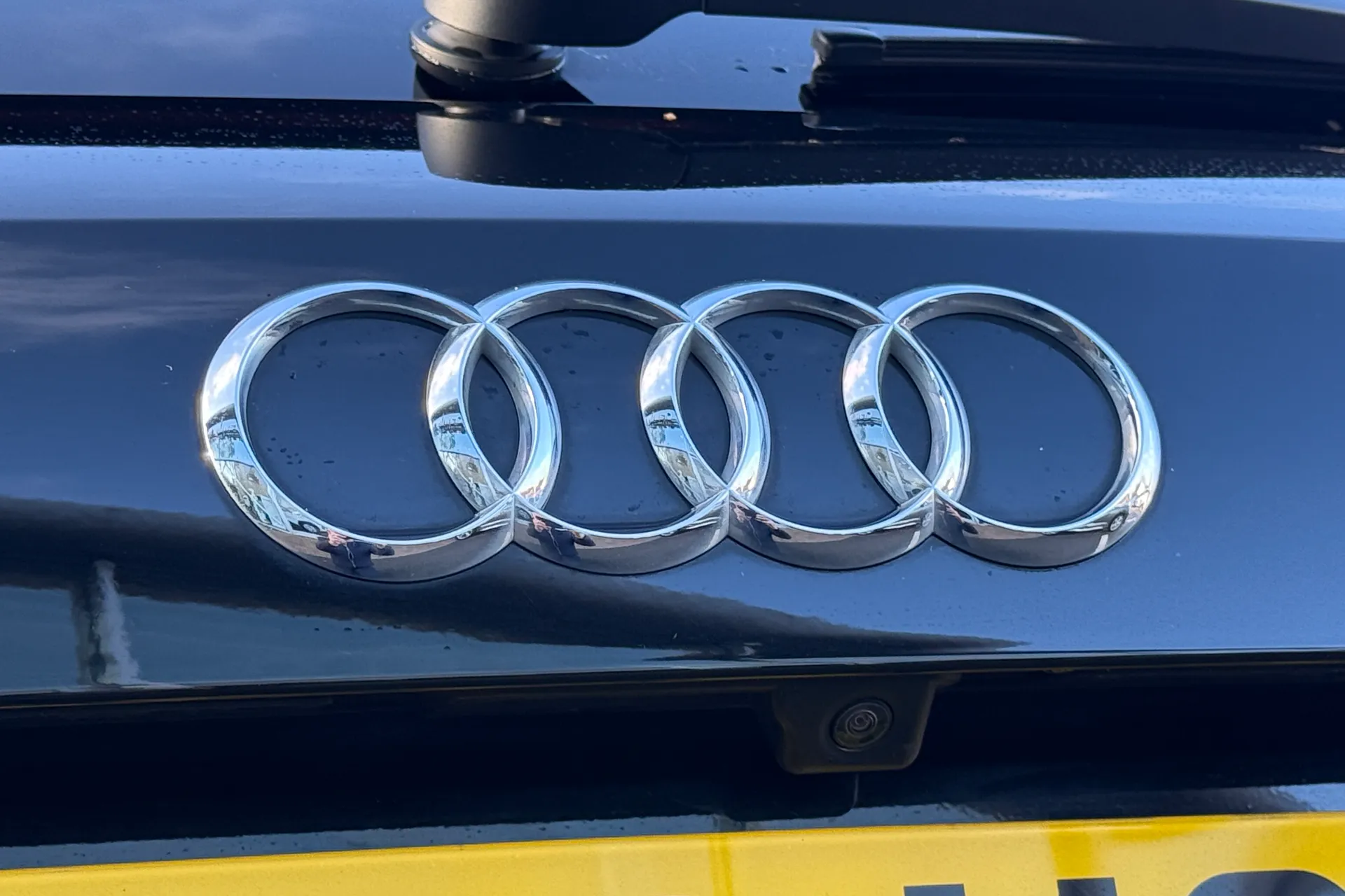 Audi Q3 thumbnail image number 48