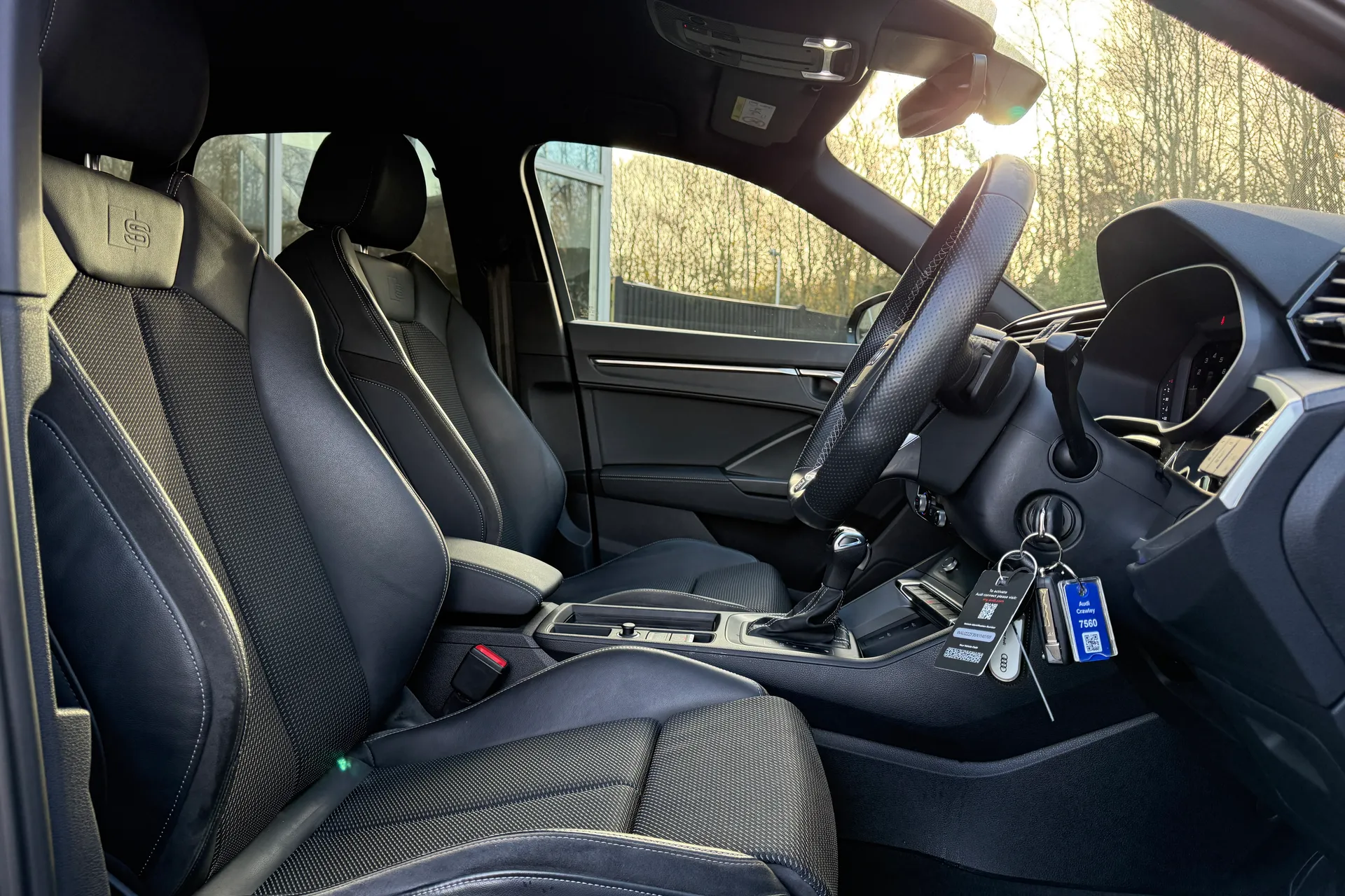 Audi Q3 thumbnail image number 13